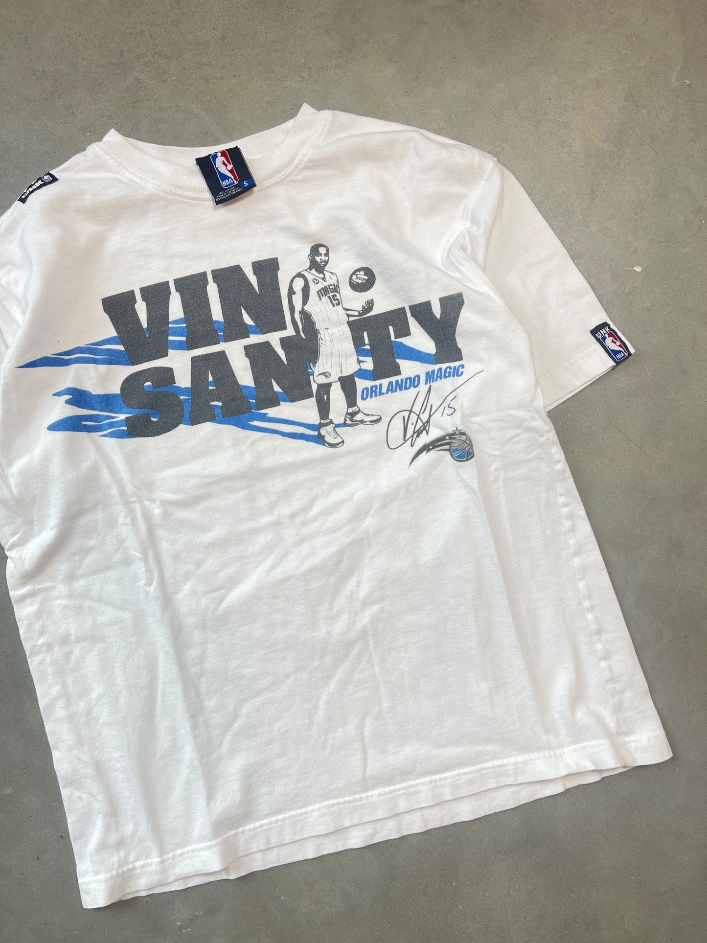 00’s Orlando Magic Vince Carter “Vinsanity” Vintage Unk NBA Tee (Small)