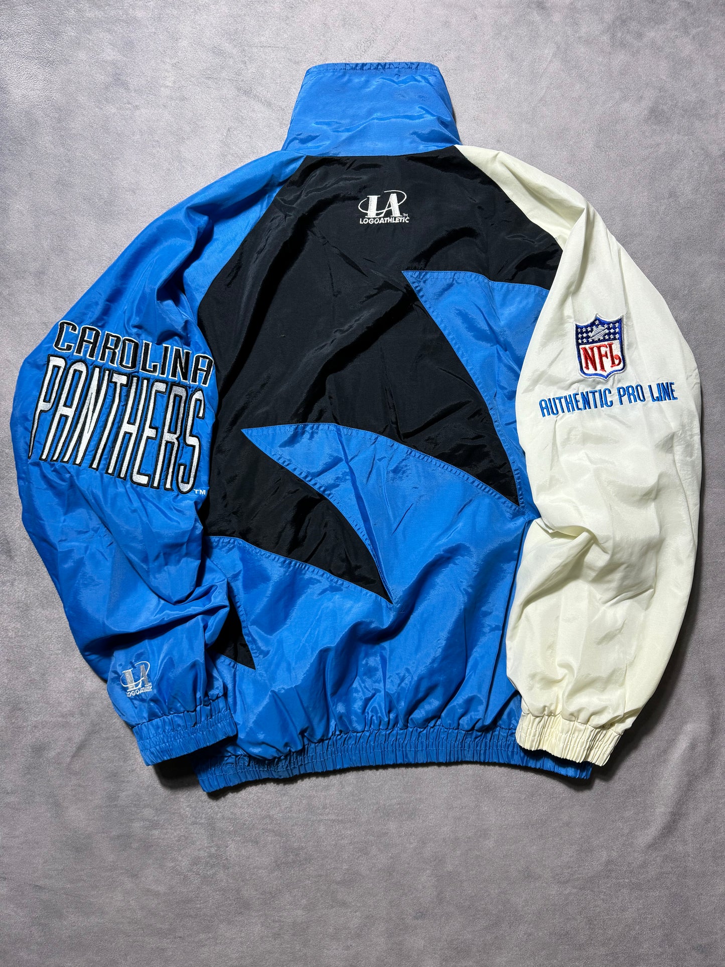 90’s Carolina Panthers Vintage Logo Athletic Shark Tooth Big Logo NFL Windbreaker Jacket (XL)