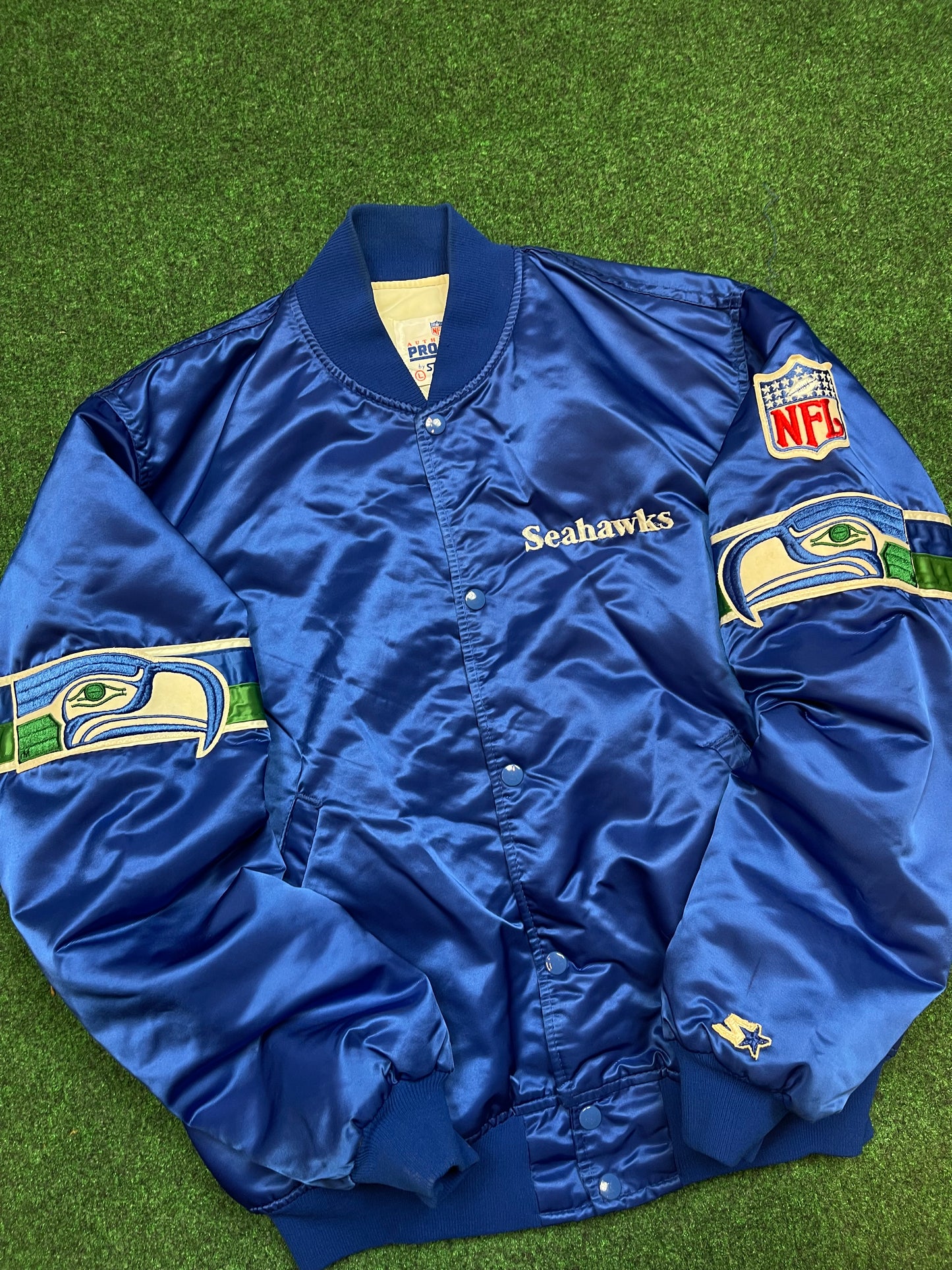 90’s Seattle Seahawks NFL Vintage Starter Satin Jacket (Large)