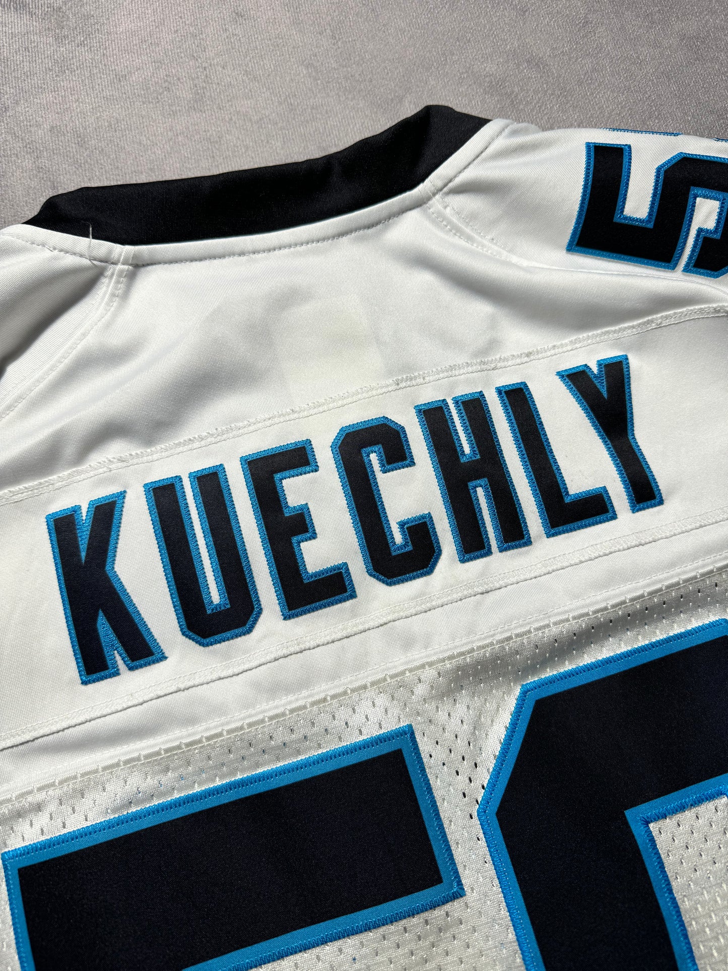 2015 Carolina Panthers Luke Kuechly Nike White Vapor Limited Stitched On Field NFL Jersey (Medium)