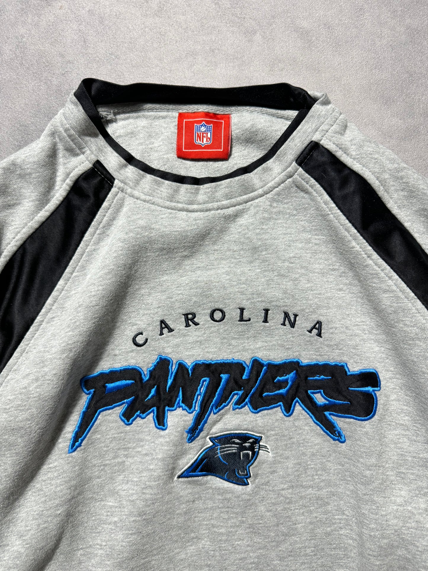 00’s Carolina Panthers Vintage Grey Embroidered Cat Scratch Font Heavyweight NFL Crewneck (Medium)