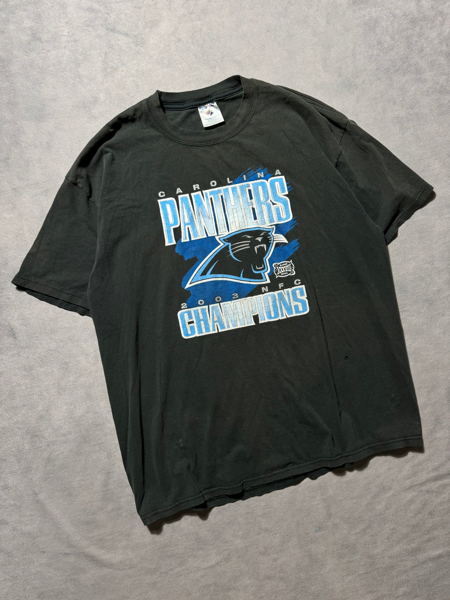 2003 Carolina Panthers Vintage Faded Black Distressed NFC Champions Super Bowl XXXVIII Tee (XXL)