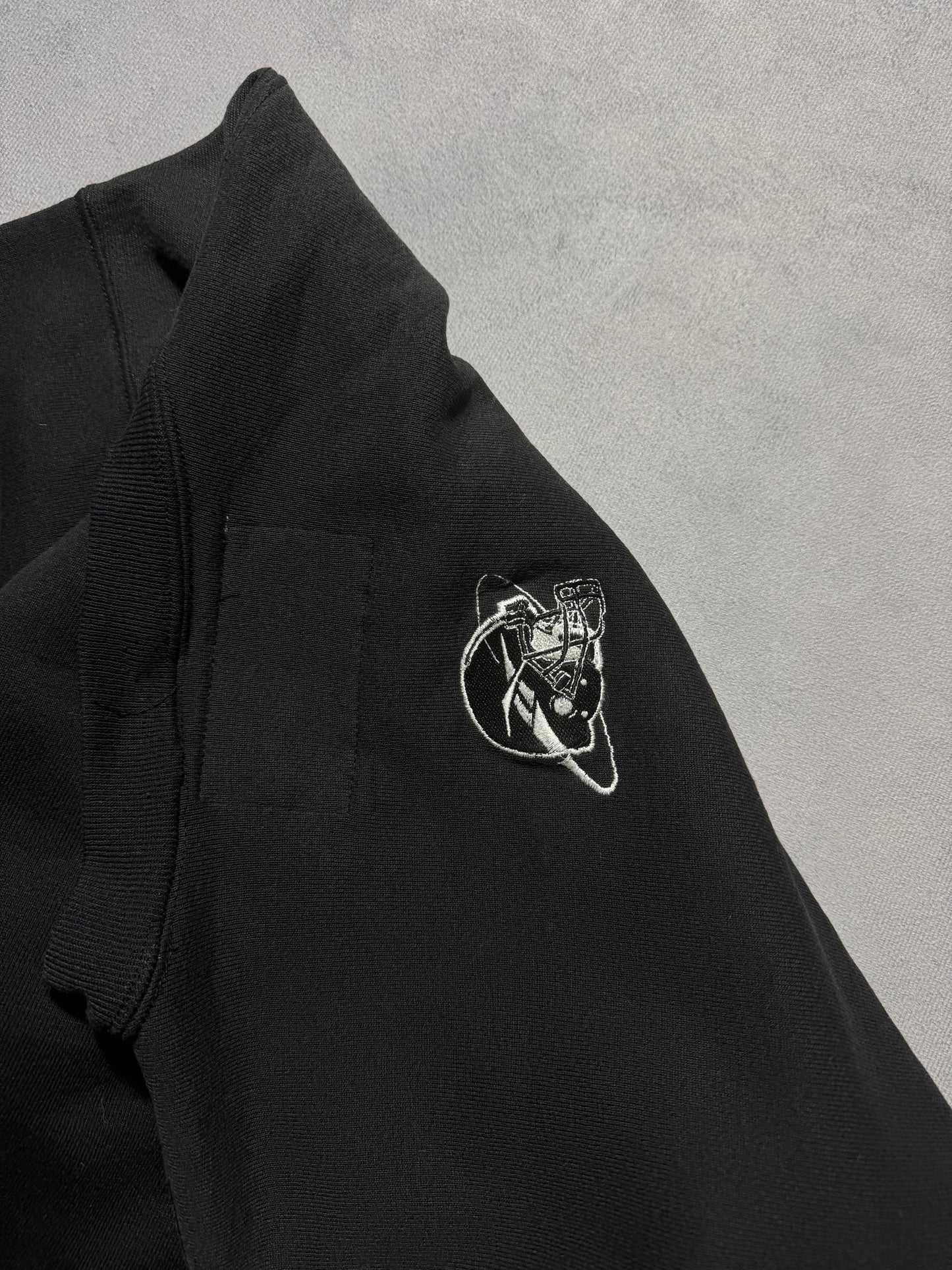 1995 Carolina Panthers Vintage Black Reebok Cat Scratch Font Heavyweight Spellout NFL Crewneck (XL)