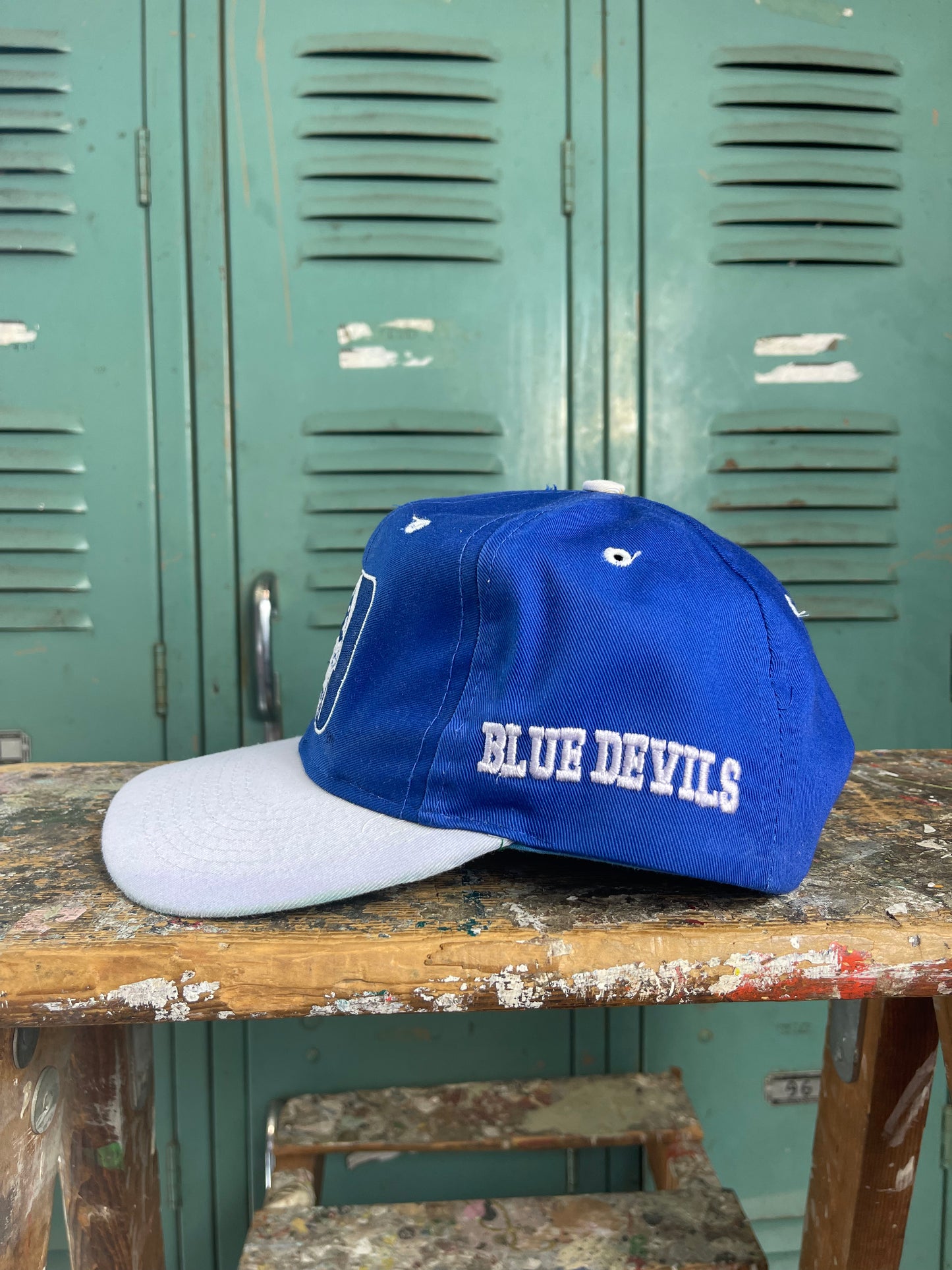 90’s Duke Blue Devils Vintage Spellout College Basketball Snapback Hat (OSFA)