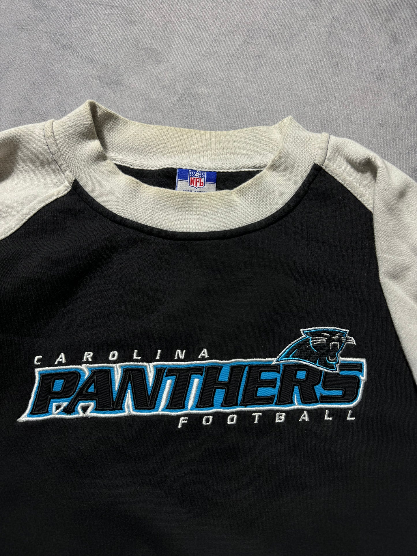 00’s Carolina Panthers Vintage Black/Khaki Embroidered Reebok NFL Crewneck (XXL)