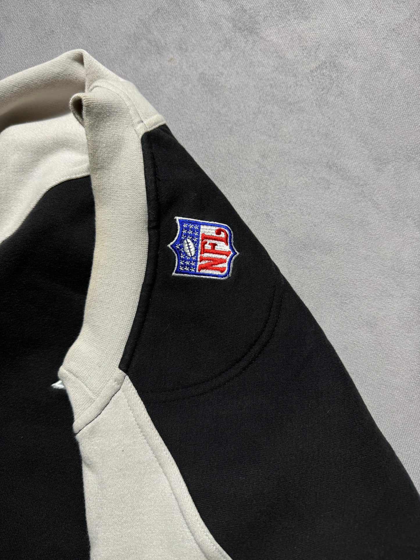 00’s Carolina Panthers Vintage Black/Khaki Embroidered Reebok NFL Crewneck (XXL)