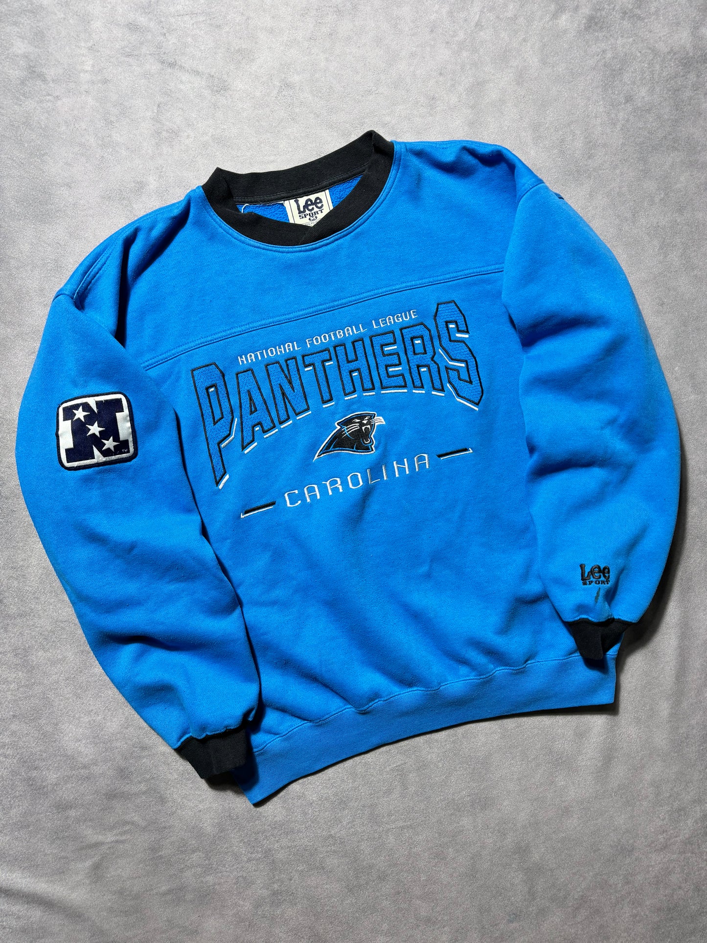 90’s Carolina Panthers Vintage Electric Blue Lee Sport NFC Patch Embroidered NFL Crewneck (Medium)
