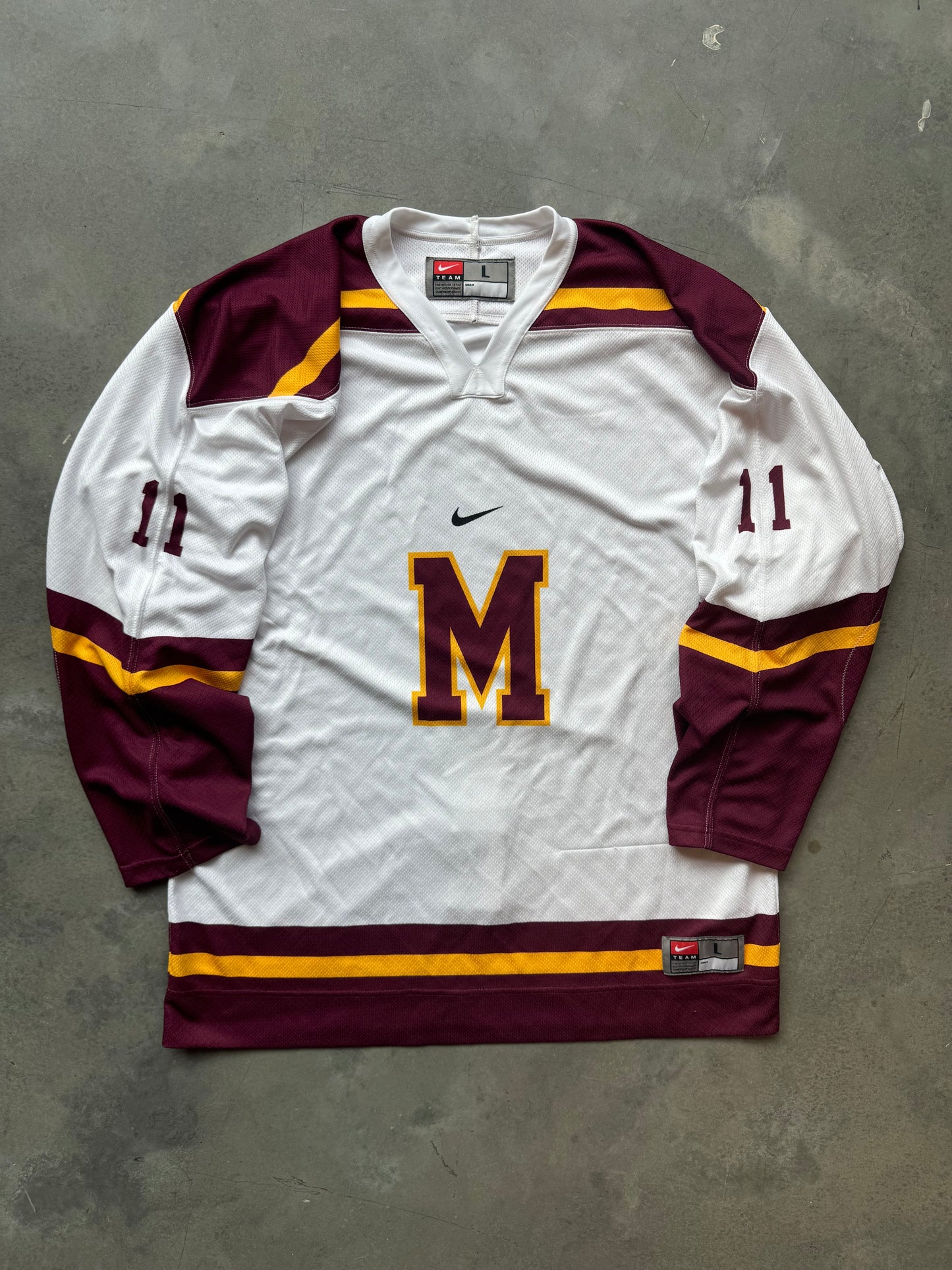 00’s Minnesota Golden Gophers Vintage White Nike College Hockey Jersey (XL)