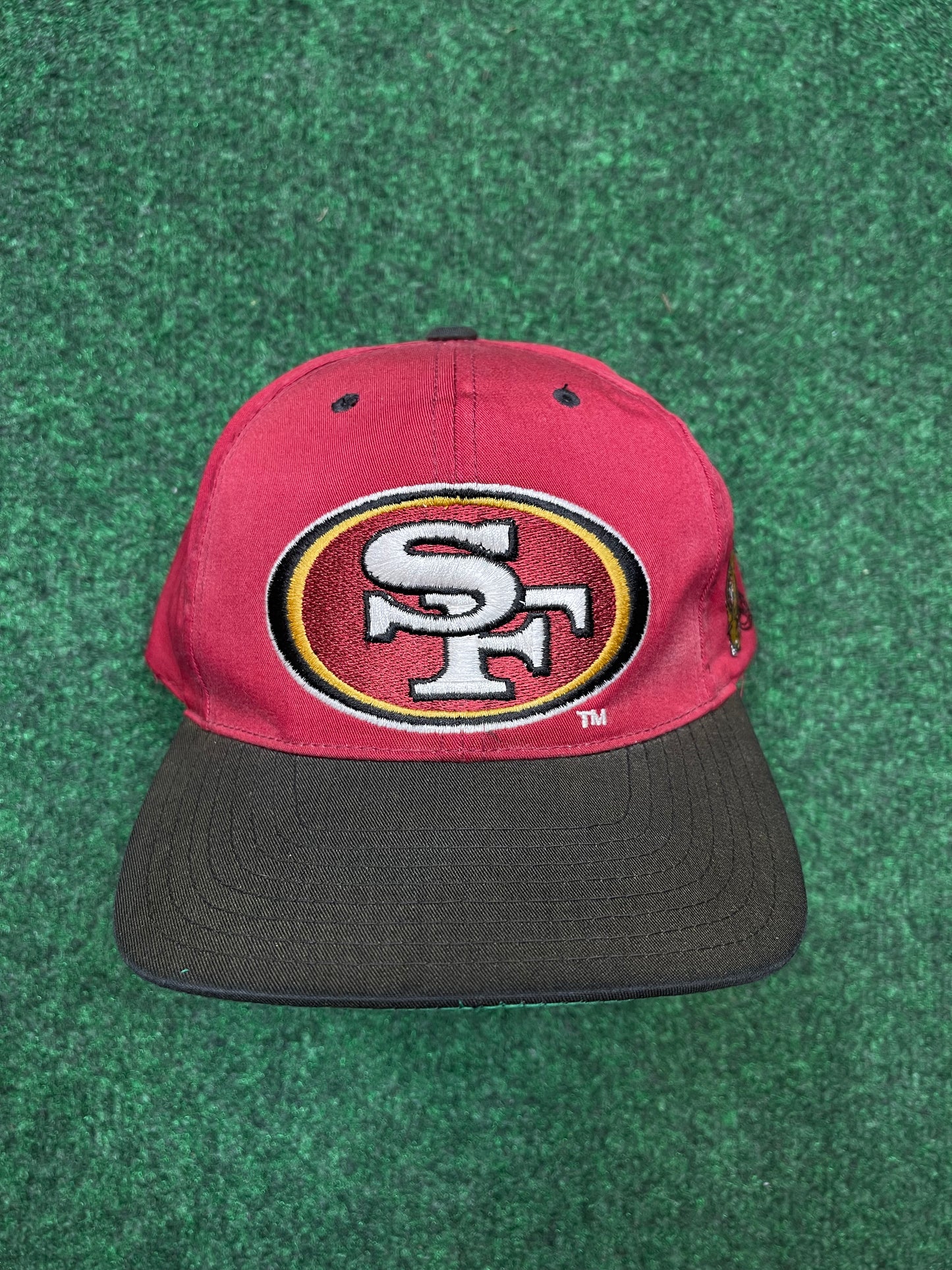 90’s San Francisco 49ers Sun Faded Vintage NFL Snapback Hat (OSFA)