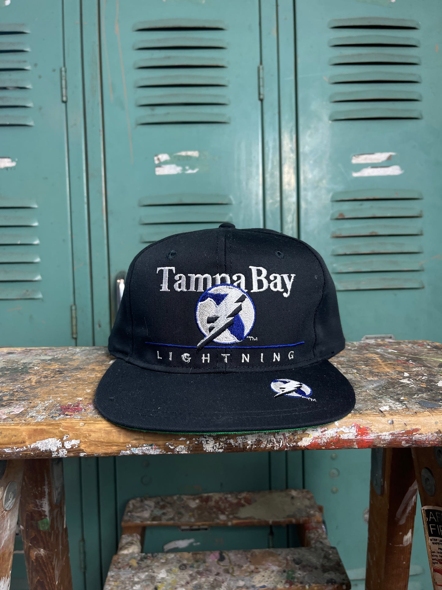 90’s Tampa Bay Lightning Vintage NHL Hockey Snapback Hat - Deadstock (OSFA)