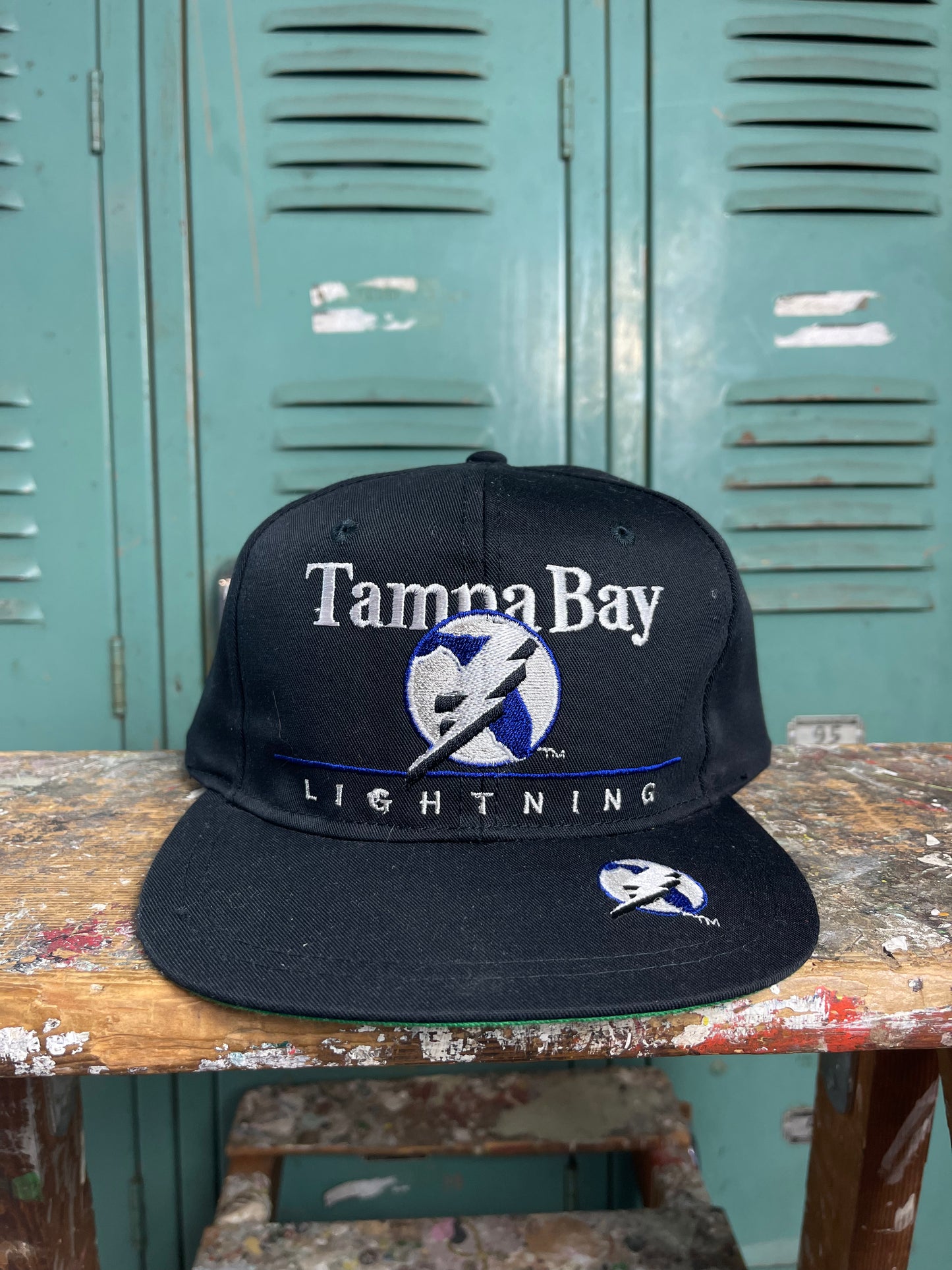 90’s Tampa Bay Lightning Vintage NHL Hockey Snapback Hat - Deadstock (OSFA)