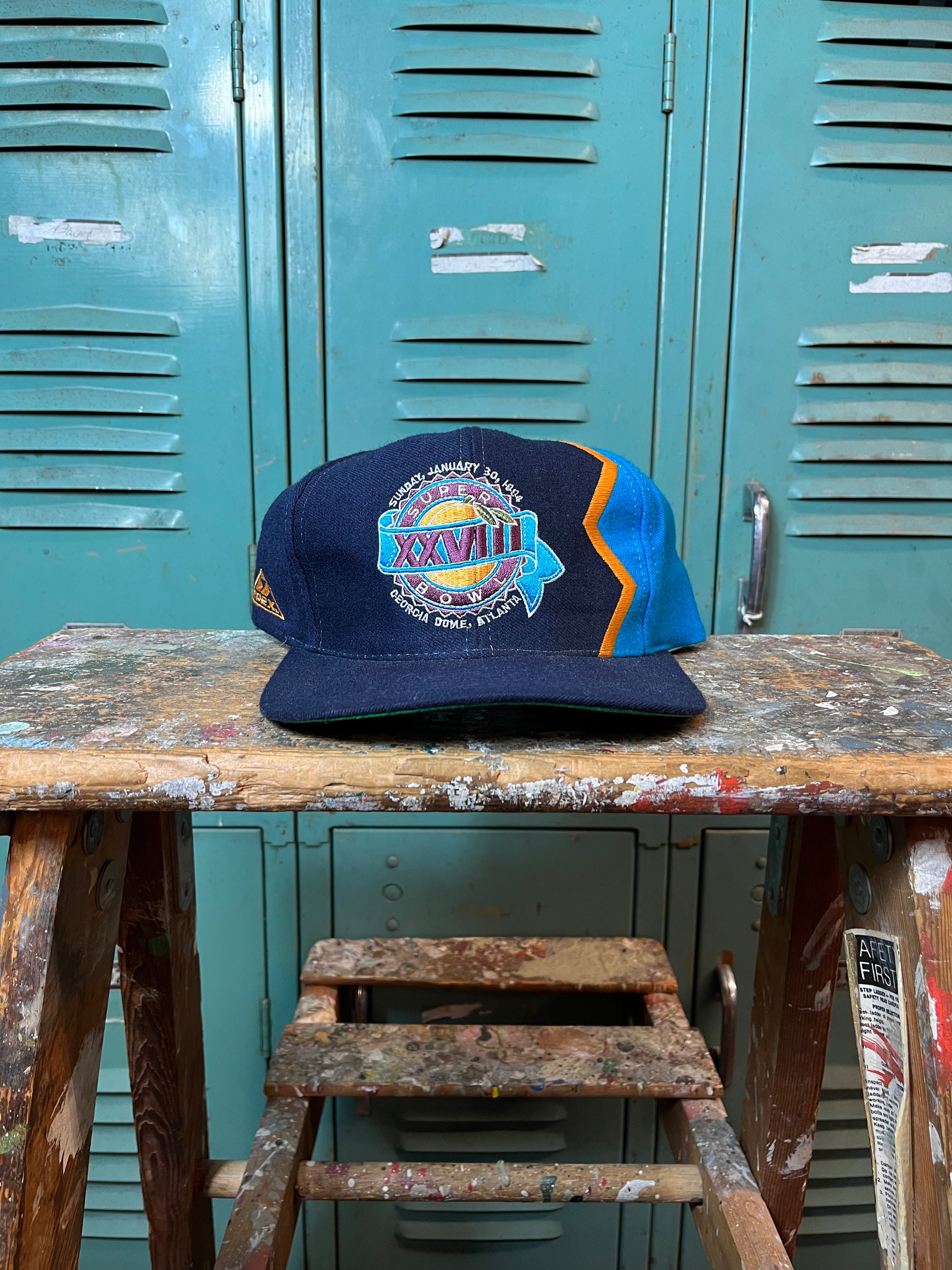 1994 Super Bowl XXVIII Vintage Apex One NFL Snapback Hat (OSFA 1994 Super Bowl XXVIII Vintage Apex One NFL Snapback Hat (OSFA