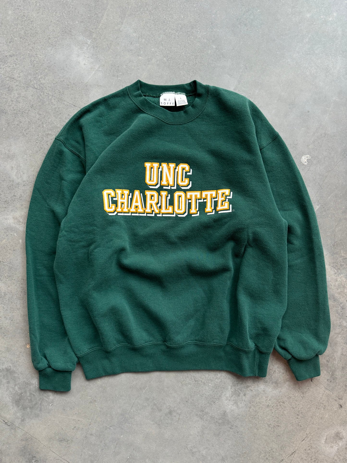 90’s UNC Charlotte 49ers Vintage Block Letter Spellout College Crewneck (Medium)