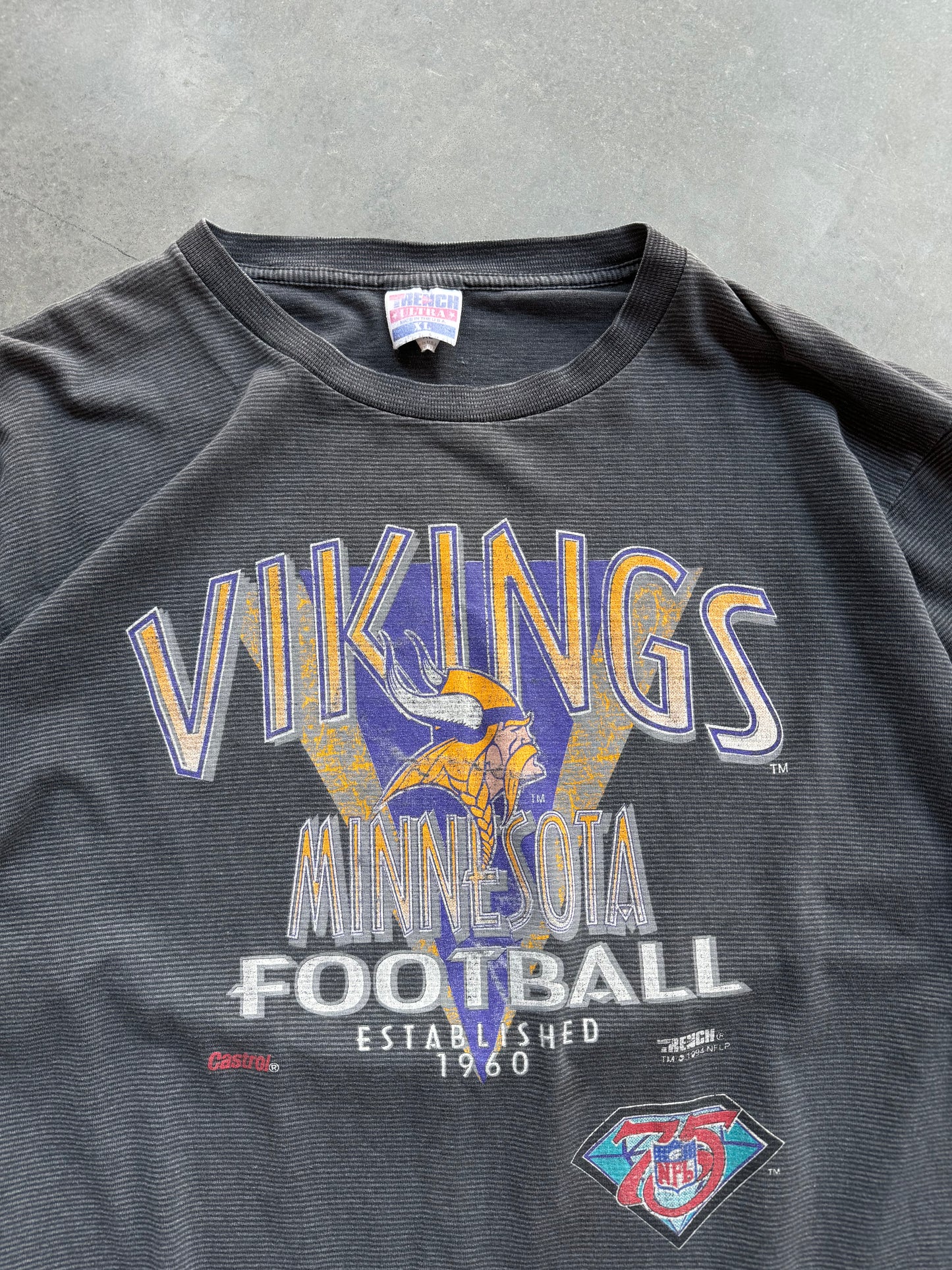 1994 Minnesota Vikings Vintage Striped 75th Anniversary Logo NFL Tee (XL)