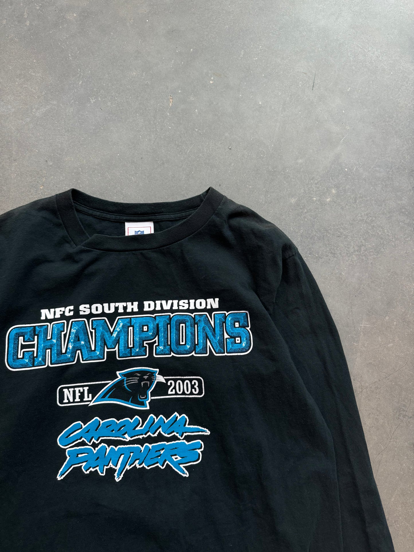 2003 Carolina Panthers NFC South Division Champions Vintage Car Scratch Font NFL Longsleeve Tee (Medium)