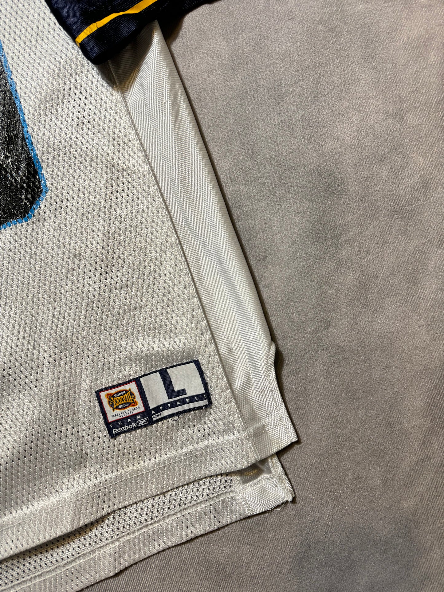 2004 Carolina Panthers Julius Peppers Vintage White Reebok Super Bowl XXXVIII NFL Jersey (Youth Large)