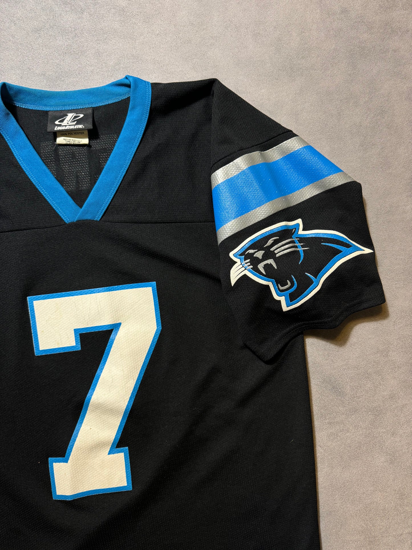 90’s Carolina Panthers Steve Beuerlein Vintage Black Logo Athletic NFL Jersey (Medium)