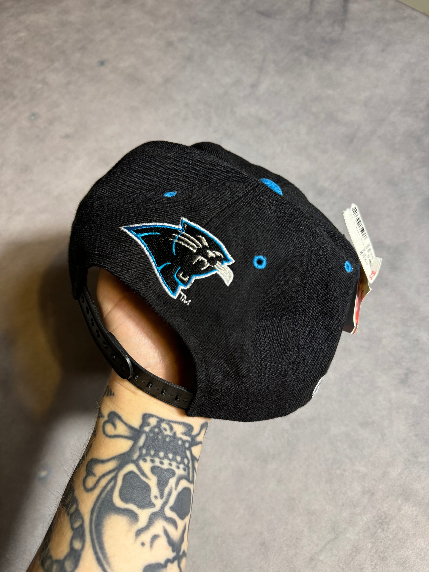 90’s Carolina Panthers Vintage Pro Player Multi Logo Cat Scratch Font Silver Metallic Stitching NFL Snapbacj Hat - Deadstock (OSFA)
