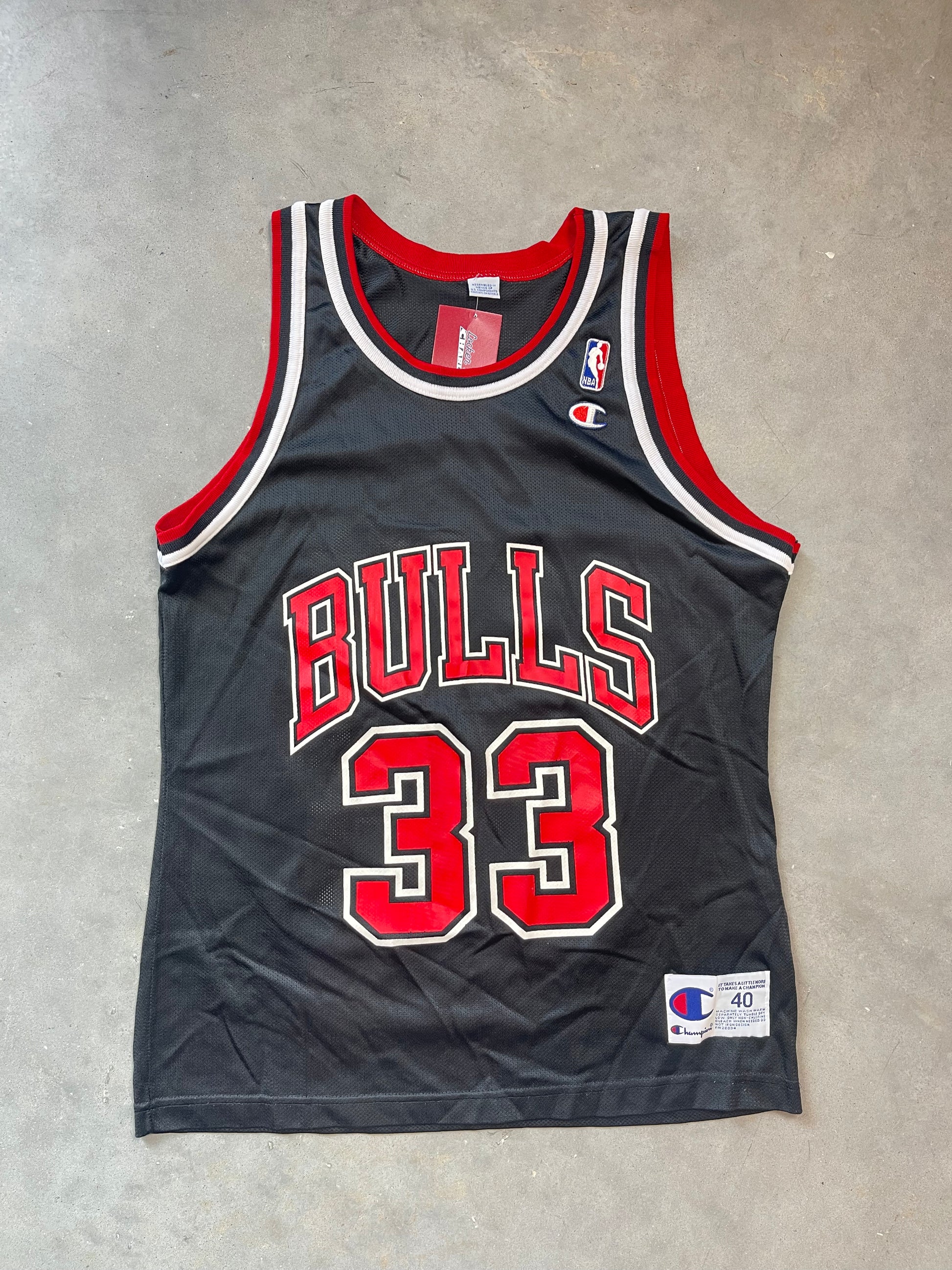LR 90 s Chicago Bulls Scottie Pippen Vintage Champion NBA Jersey 40 Medium