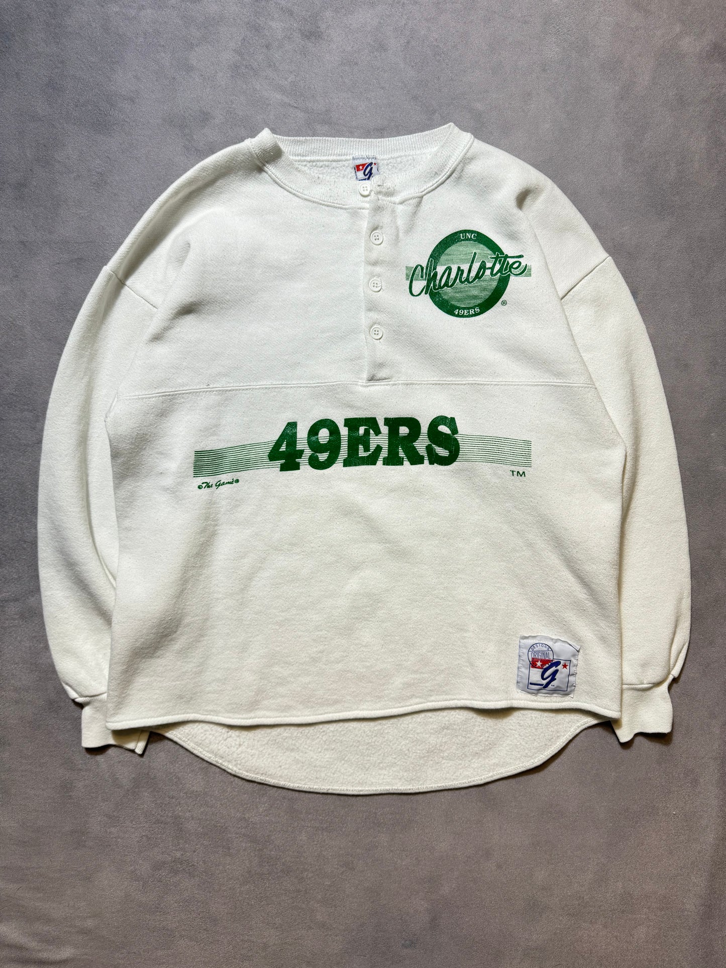 80’s UNC Charlotte 49ers Vintage White Henley Button Up Style Fleece Pullover Crewneck (Medium)
