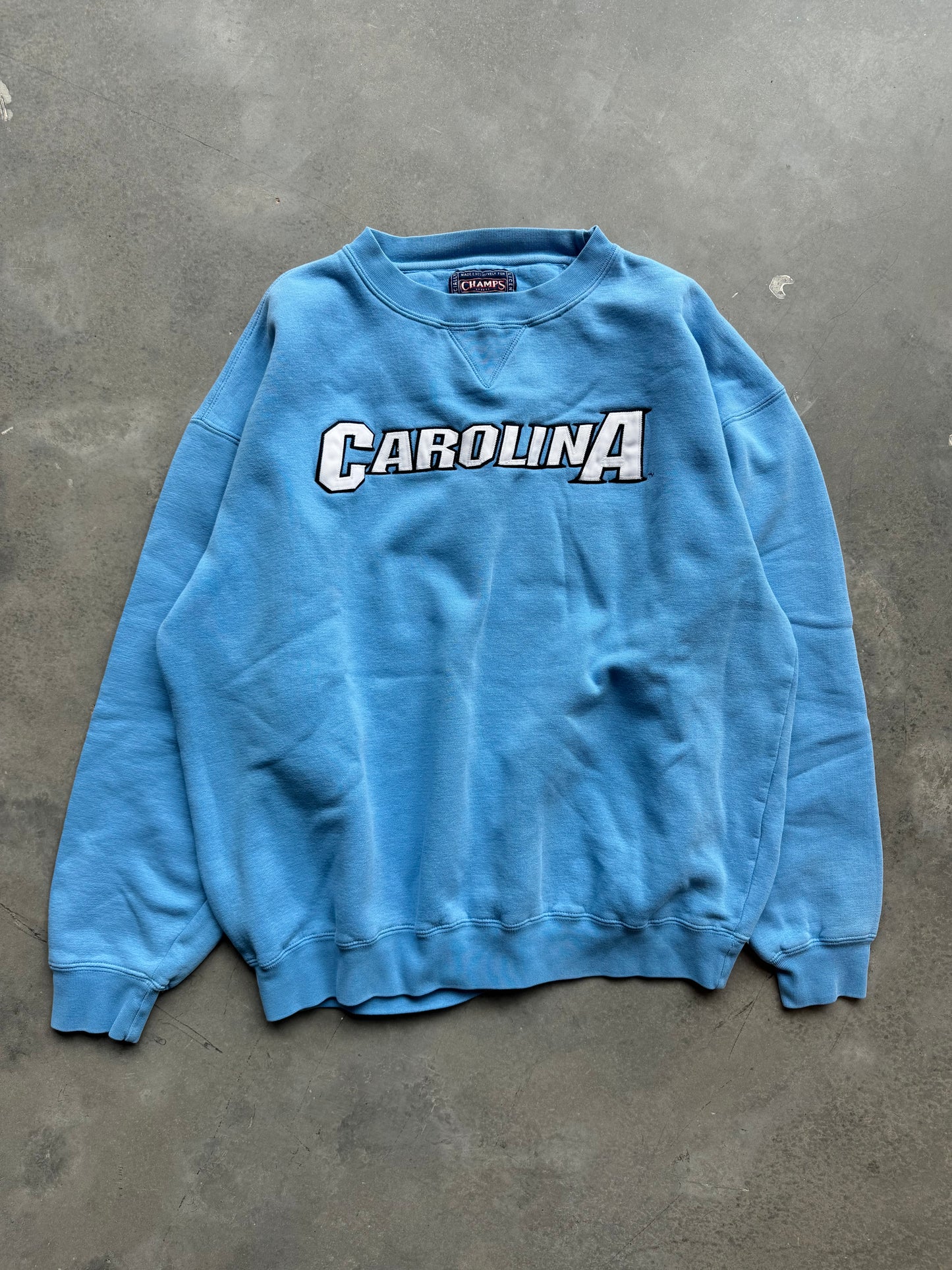 00’s UNC Tarheels Vintage Embroidered Heavyweight College Crewneck (Large)