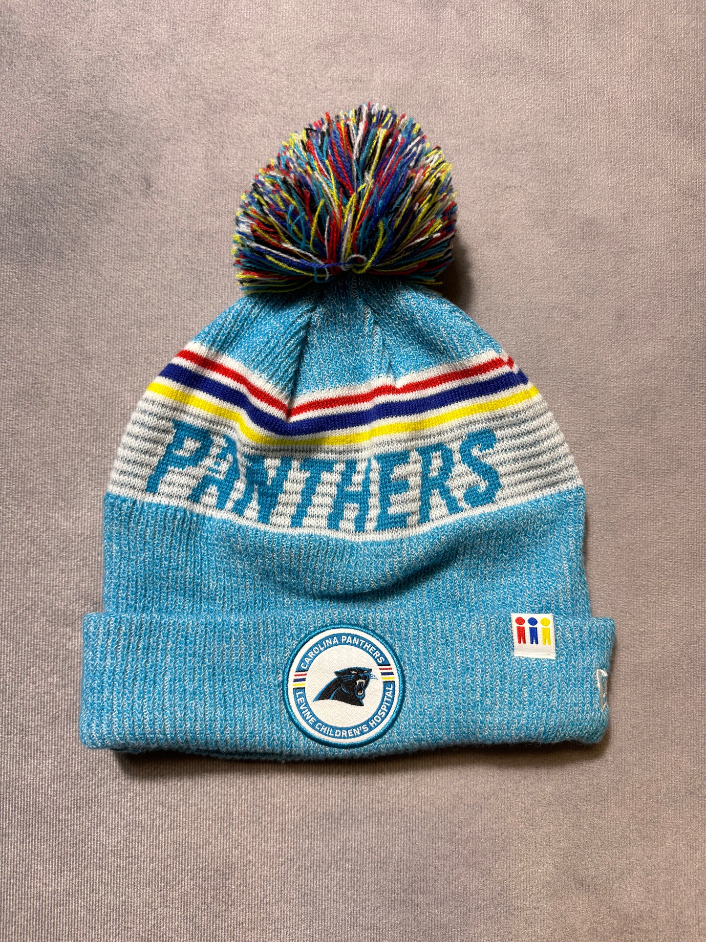 Carolina Panthers x Greg Olsen x Levine’s Children Hospital x New Era NFL Sideline Beanie (OSFA)