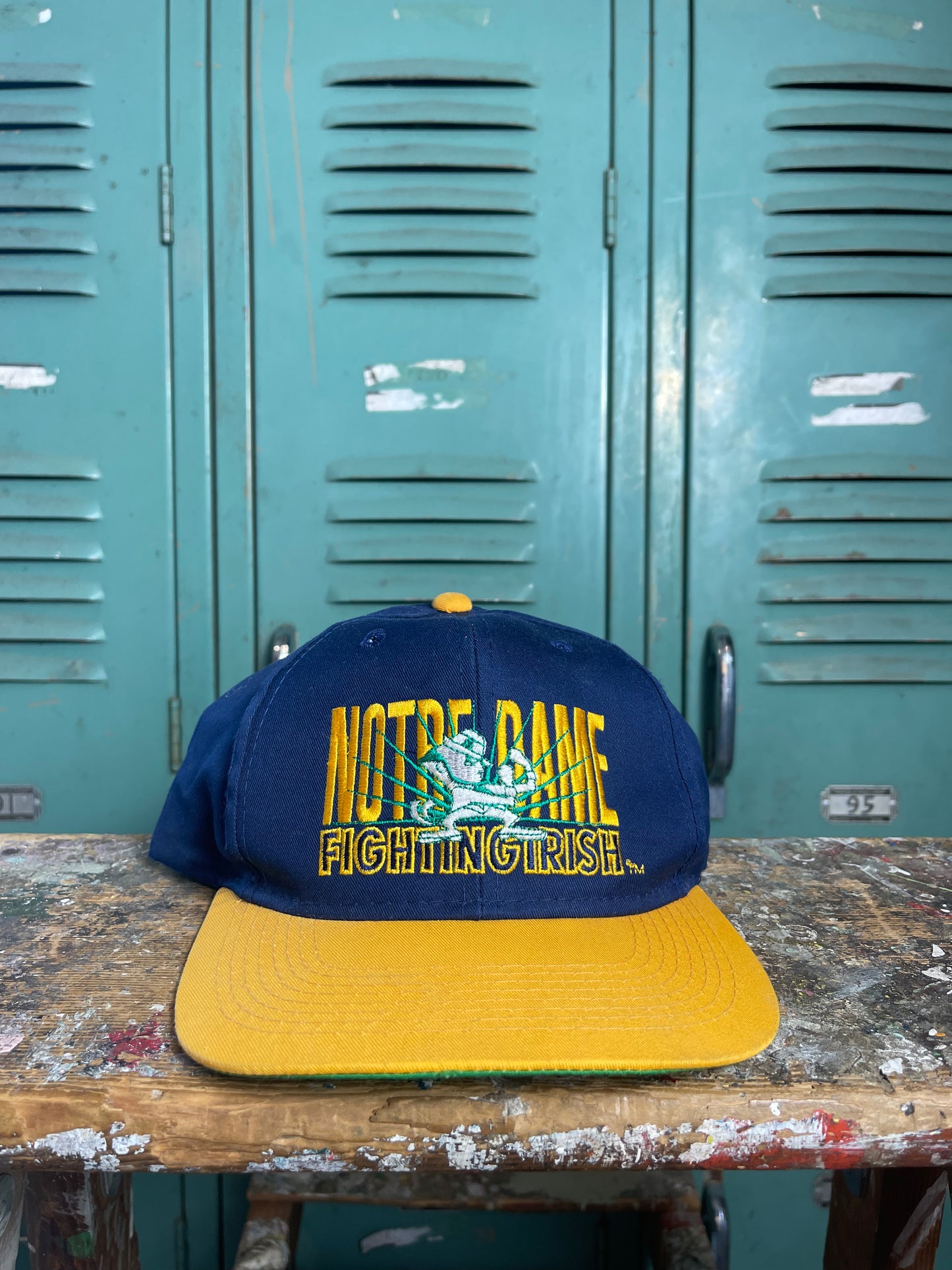 90’s Notre Dame Fighting Irish Vintage College Snapback Hat (OSFA)