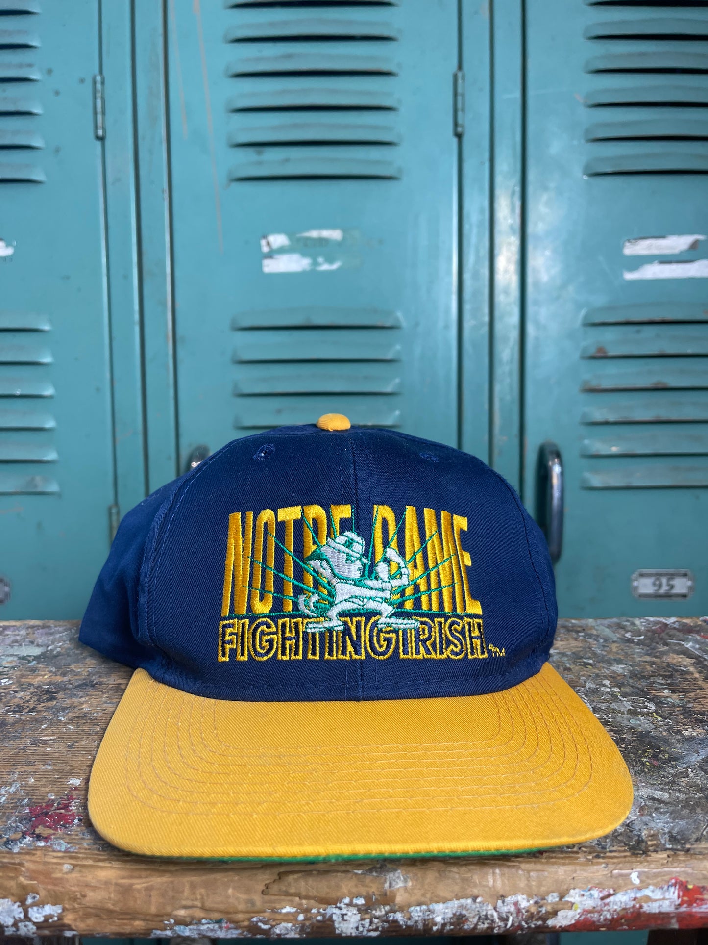 90’s Notre Dame Fighting Irish Vintage College Snapback Hat (OSFA)