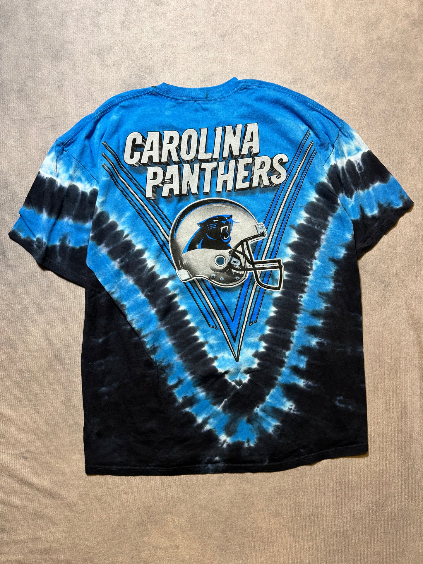 2010’s Carolina Panthers Majestic Brand Tie Dye Big Logo NFL Tee - Deadstock (XXL)