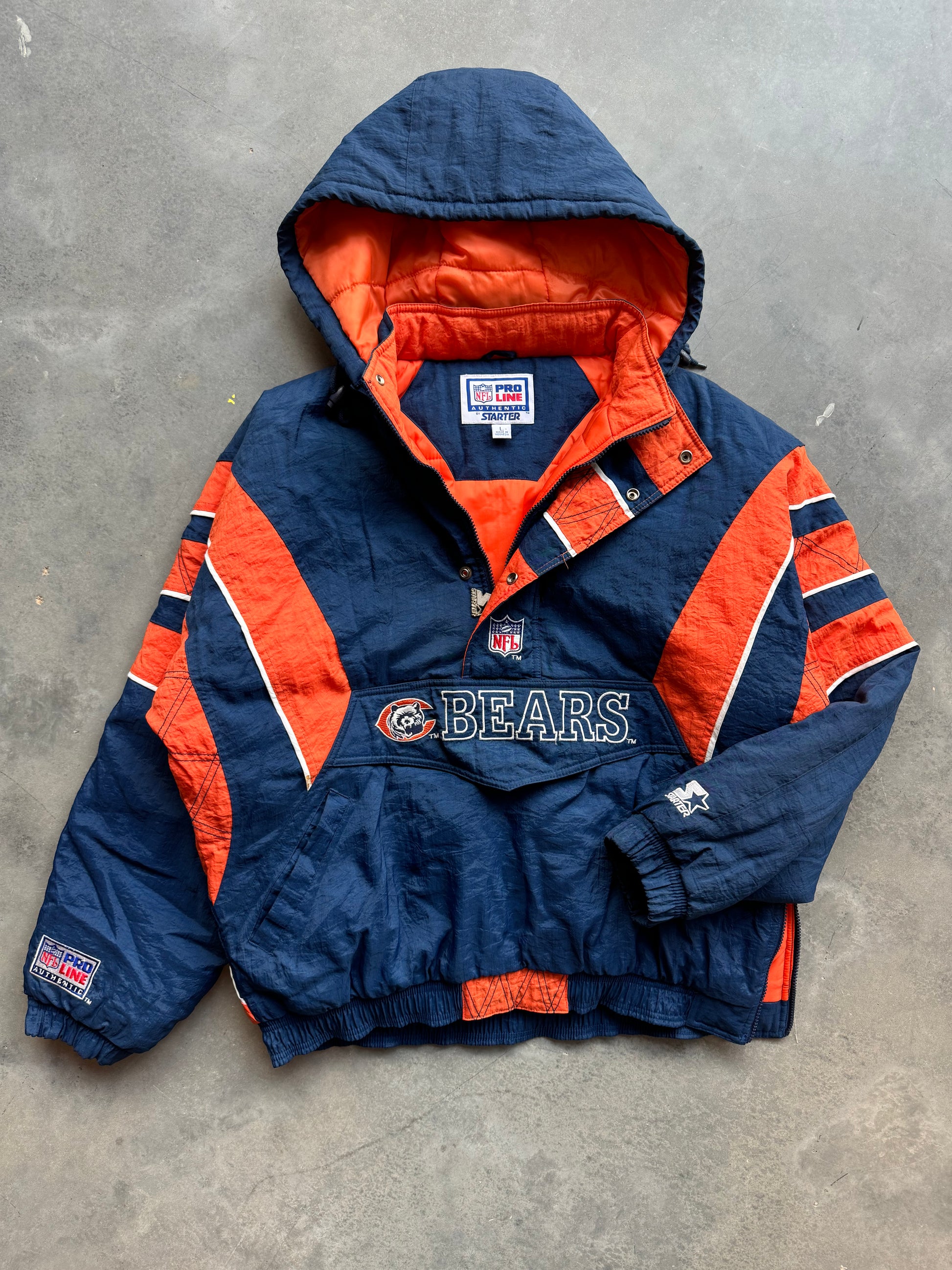 90’s Chicago Bears Vintage Starter NFL Pro Line Half Zip Colorblocked  Puffer Jacket (Large)