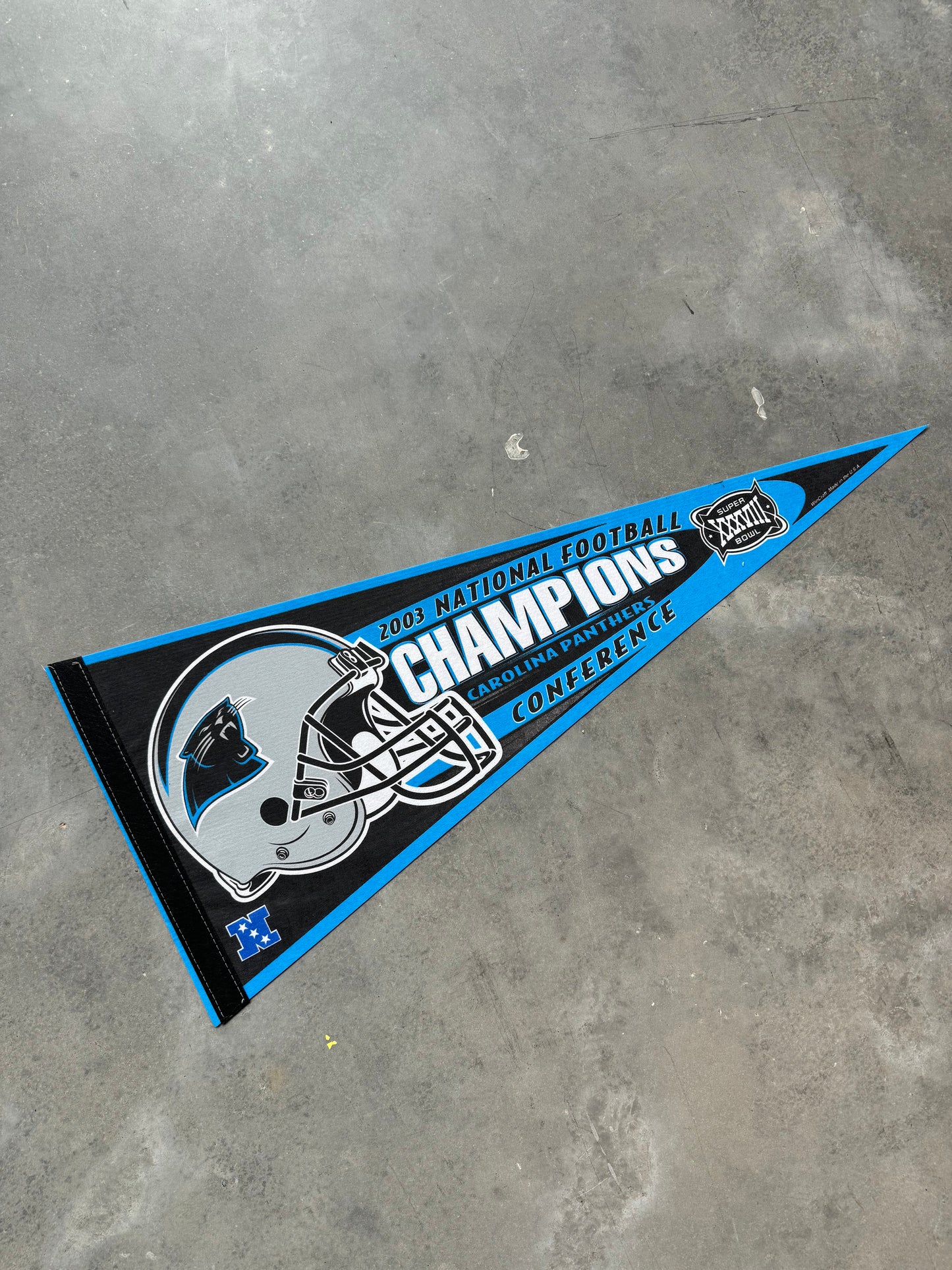 2003 Carolina Panthers Vintage NFC Champions Super Bowl XXXVIII NFL Pennant - Brand New