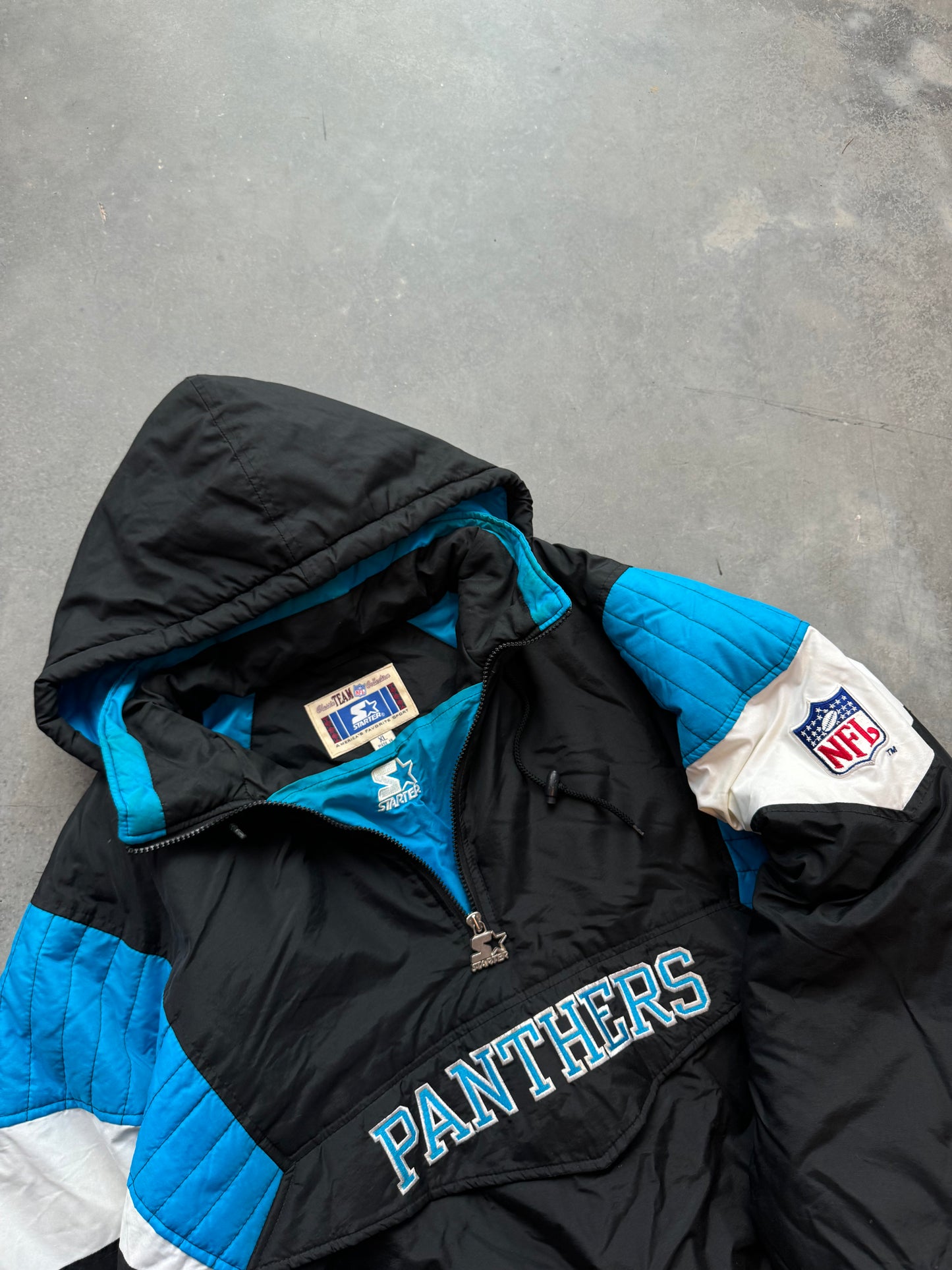 90’s Carolina Panthers Vintage Starter NFL Black Half Zip Puffer Jacket (XL)