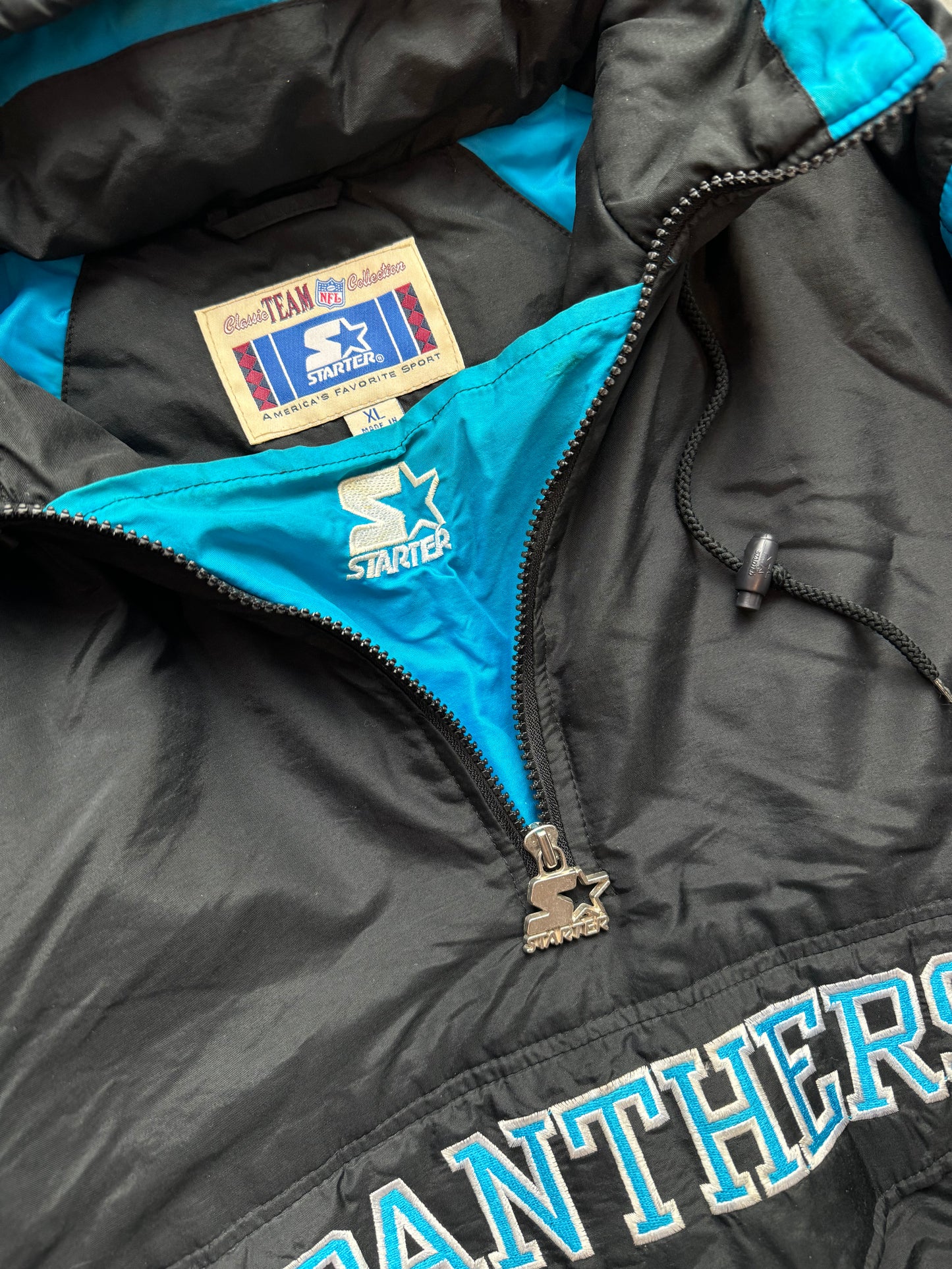 90’s Carolina Panthers Vintage Starter NFL Black Half Zip Puffer Jacket (XL)