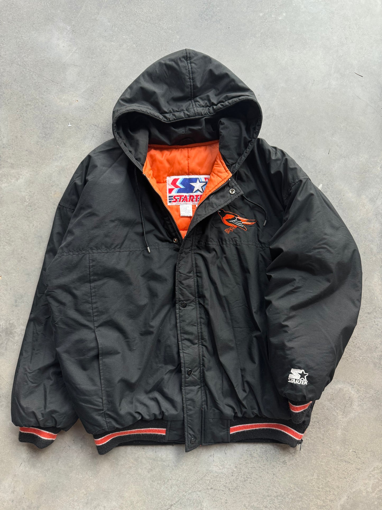 90’s Baltimore Orioles Vintage Black MLB Script Tailsweep Starter Puffer Jacket (XL)