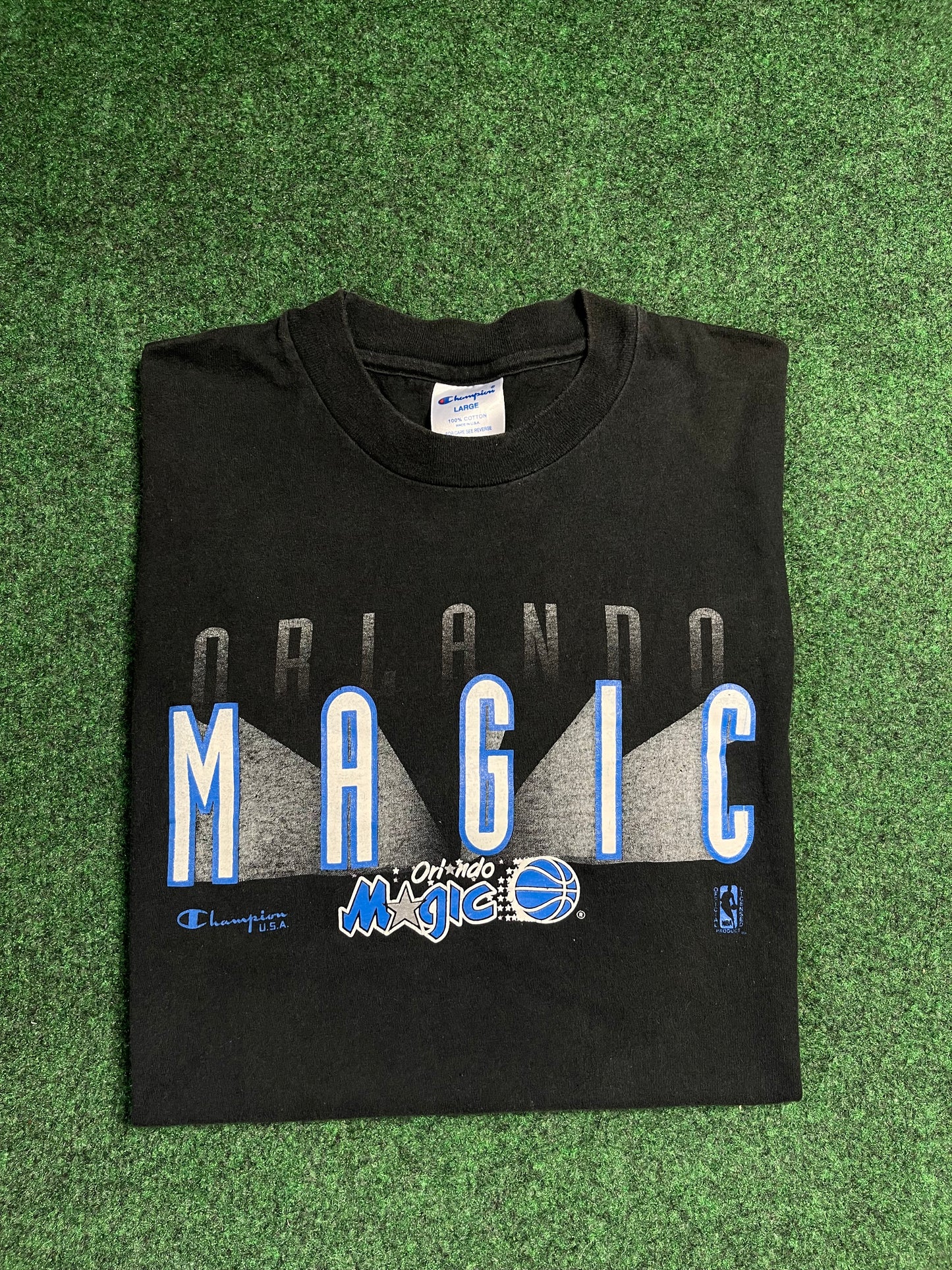 90’s Orlando Magic Vintage NBA Champion Tee (Large)