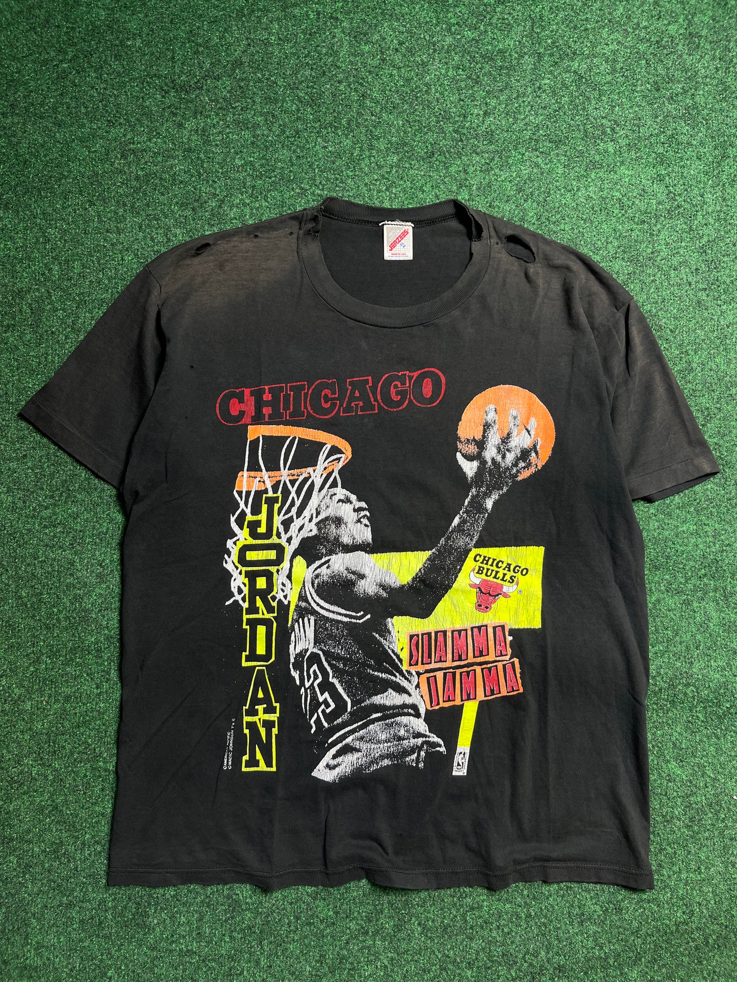 90’s Chicago Bulls Michael Jordan Slamma Jamma Vintage Faded NBA Tee (XL)