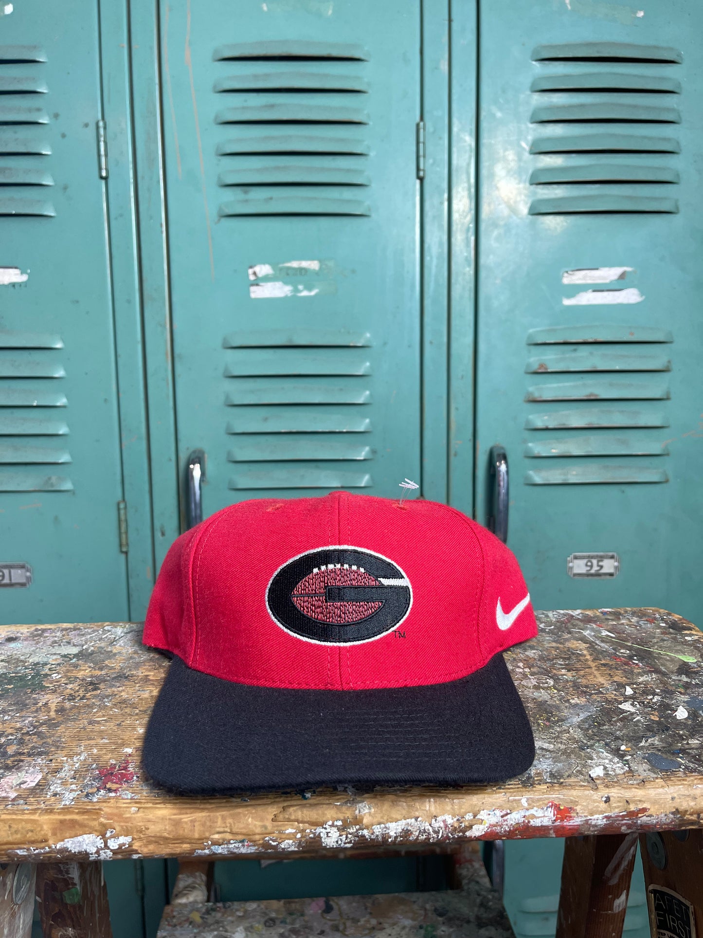 90’s Georgia Bulldogs Football Vintage Nike Team Sports Strapback Hat - Deadstock (OSFA)