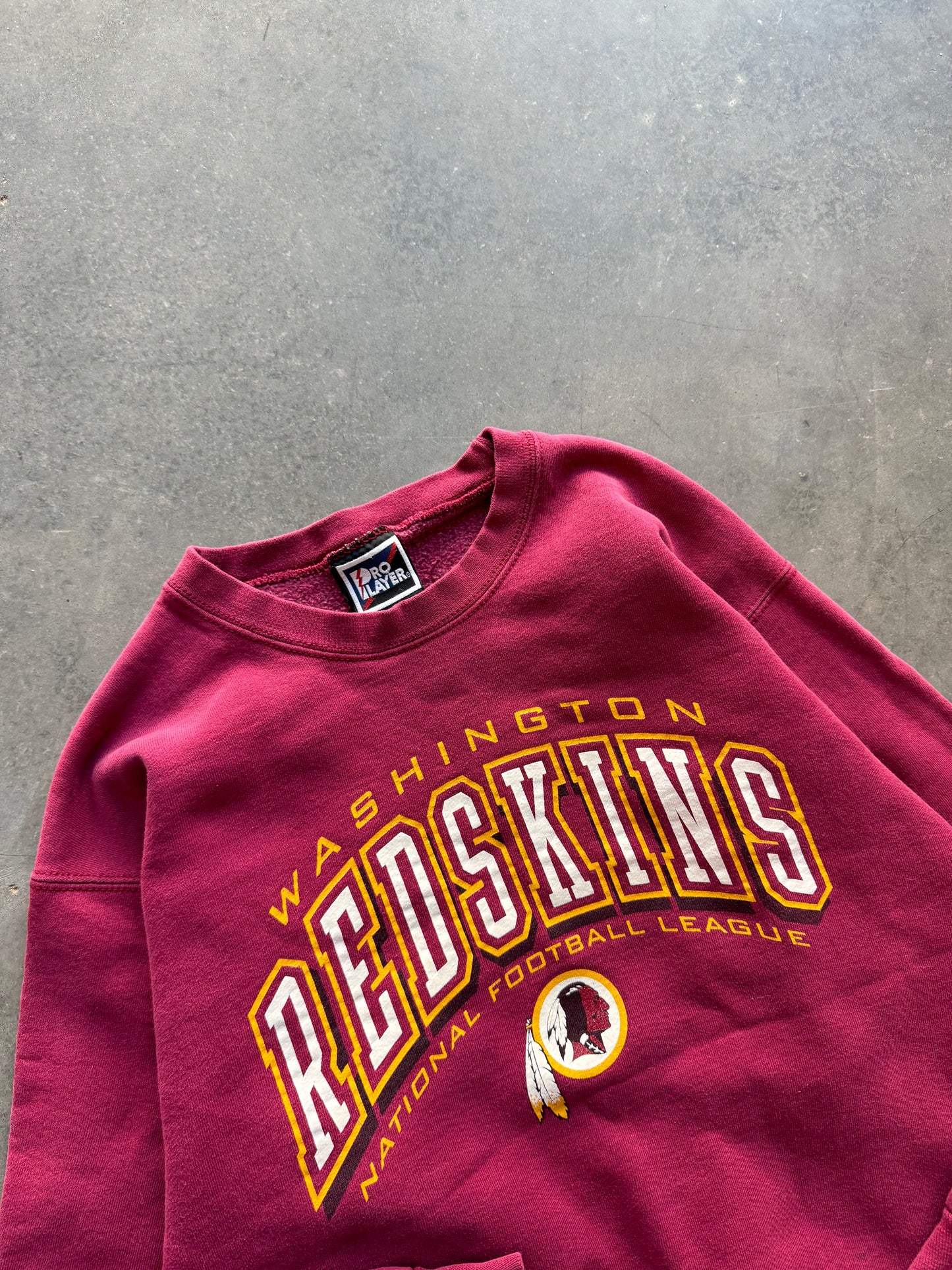 90’s Washington Redskins Vintage Pro Player NFL Crewneck (Small)