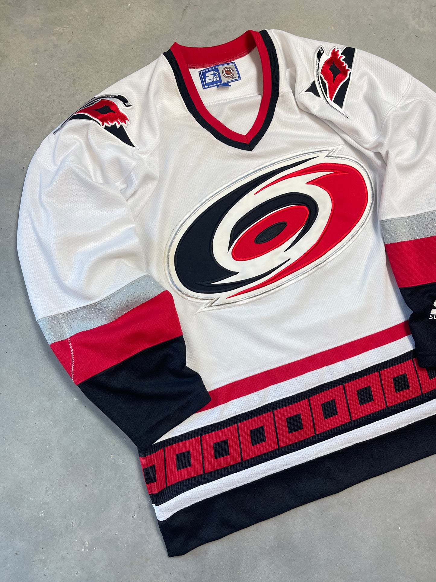 90’s Carolina Hurricanes Vintage Starter NHL Hockey Jersey (Medium)