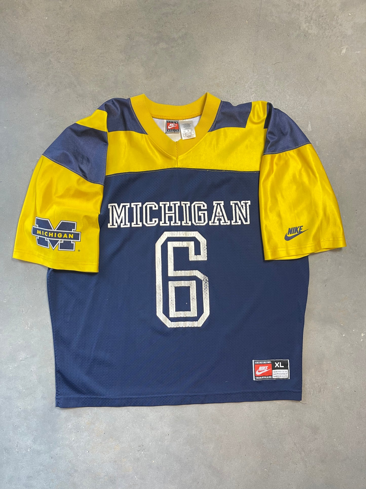 90’s Michigan Wolverines Vintage Nike Team Sports College Football Jersey (XL)