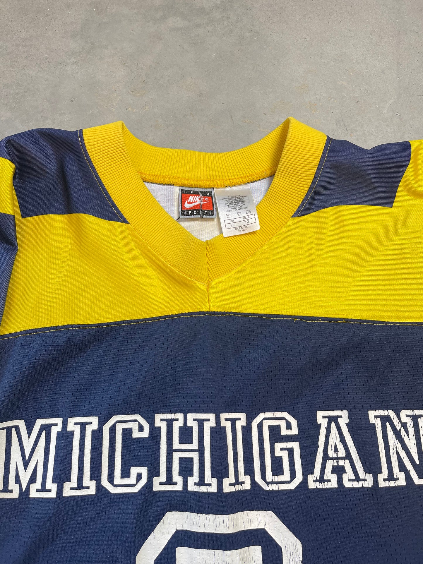 90’s Michigan Wolverines Vintage Nike Team Sports College Football Jersey (XL)