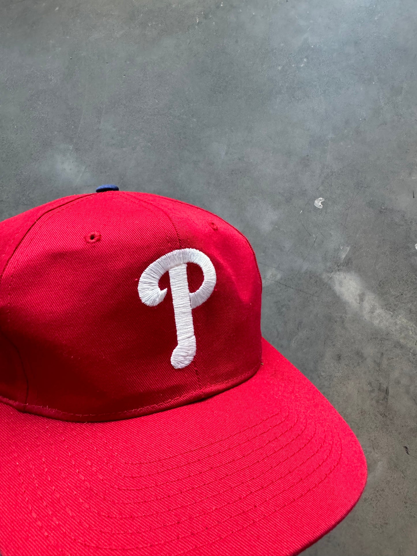 90’s Philadelphia Phillies Vintage MLB Snapback Hat (OSFA)