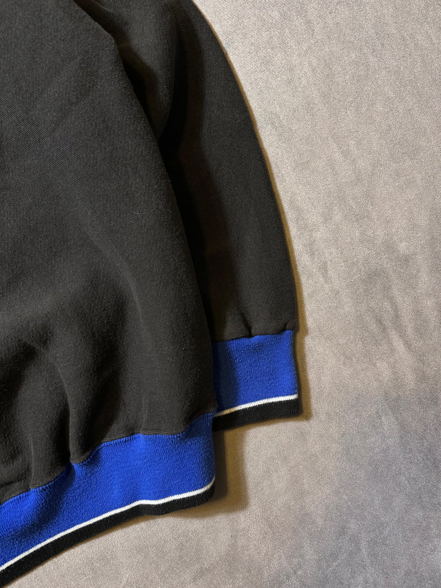 90’s Carolina Panthers Vintage Black Legends Sportswear Ribbed Embroidered NFL Crewneck (Large)