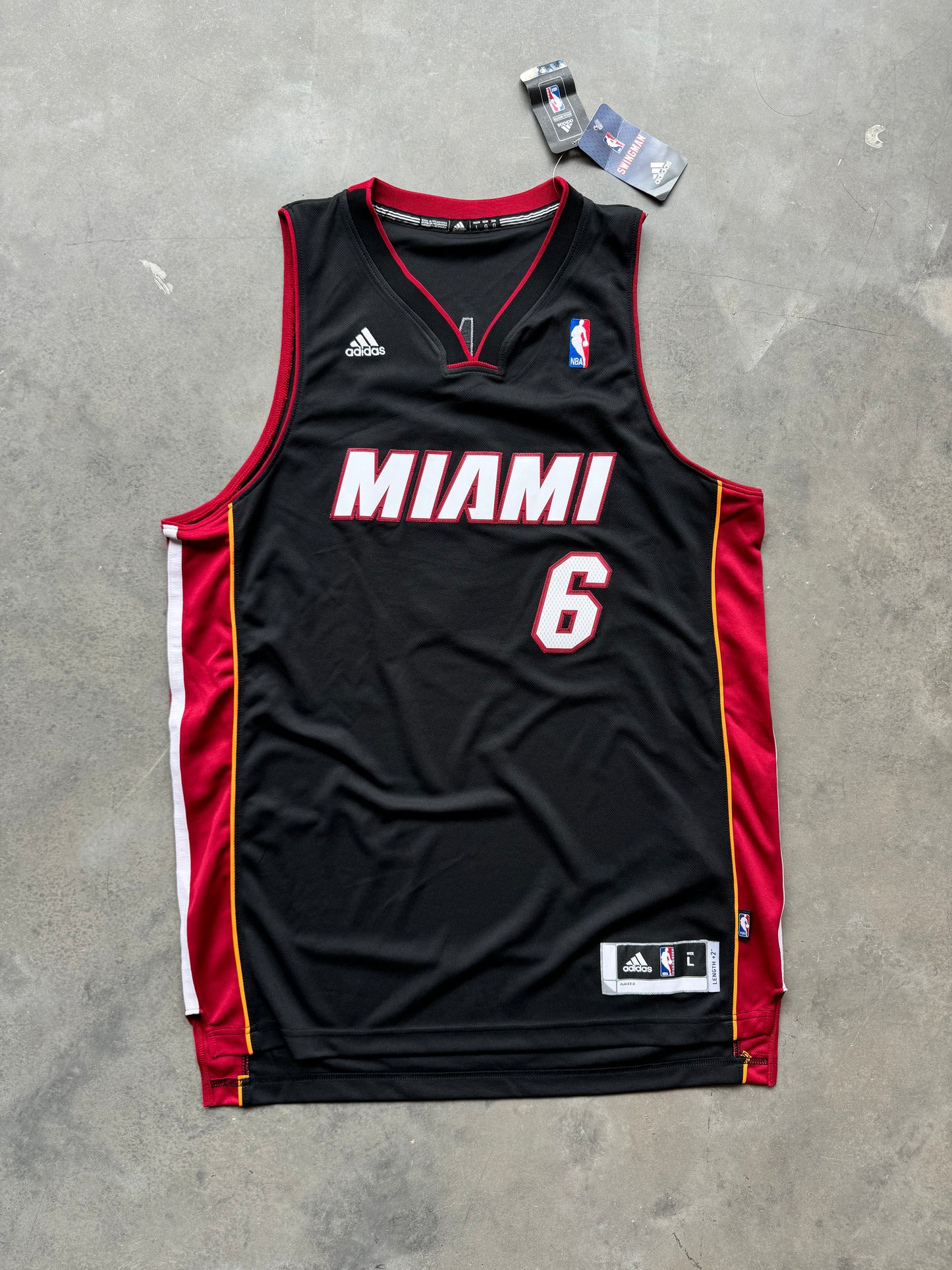 2012/2013 Miami Heat LeBron James Black Adidas Swingman NBA Jersey - Deadstock (Large)