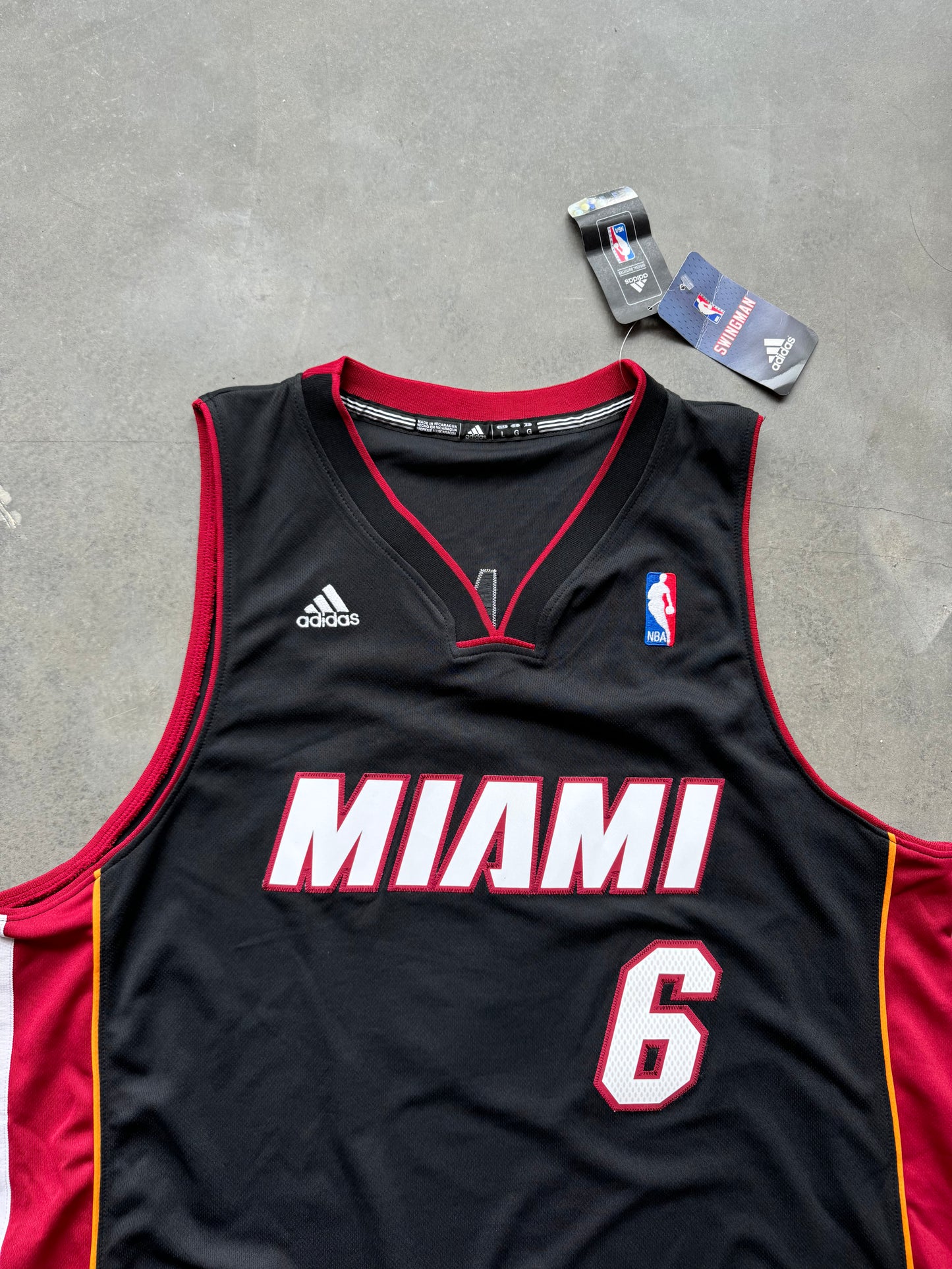 2012/2013 Miami Heat LeBron James Black Adidas Swingman NBA Jersey - Deadstock (Large)