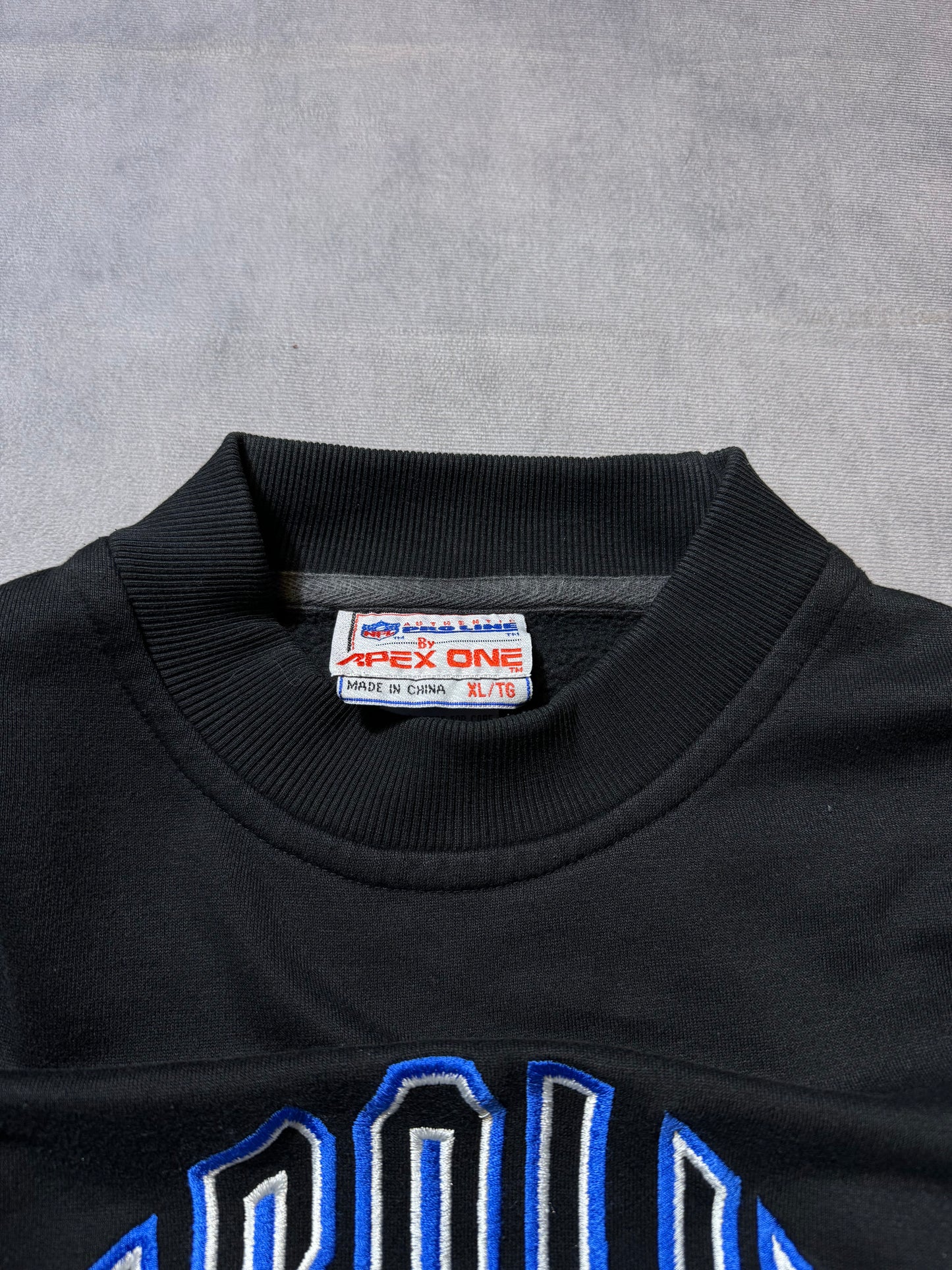 90’s Carolina Panthers Vintage Black Apex One Heavyweight Embroidered Wave Spellout NFL Crewneck (Boxy XL)