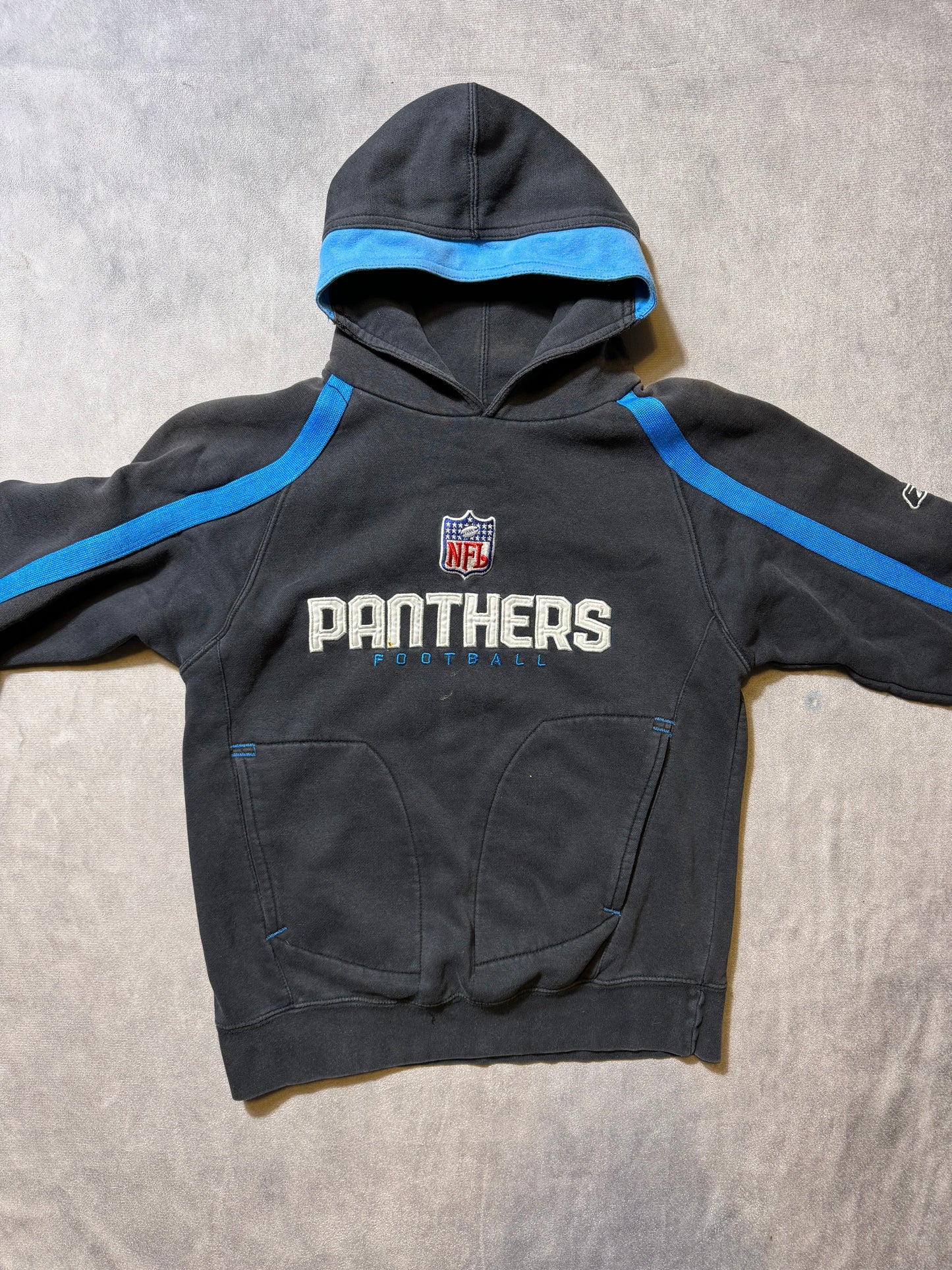 00’s Carolina Panthers Vintage Faded Black Embroidered Reebok NFL Hoodie (Youth Large)