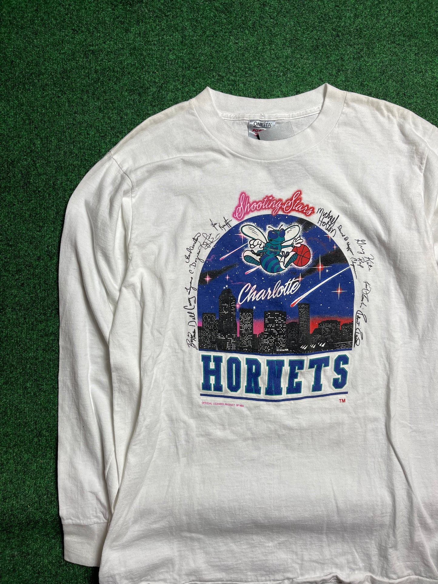 1988 Charlotte Hornets Inaugural Year Vintage NBA Longsleeve Tee (Medium)