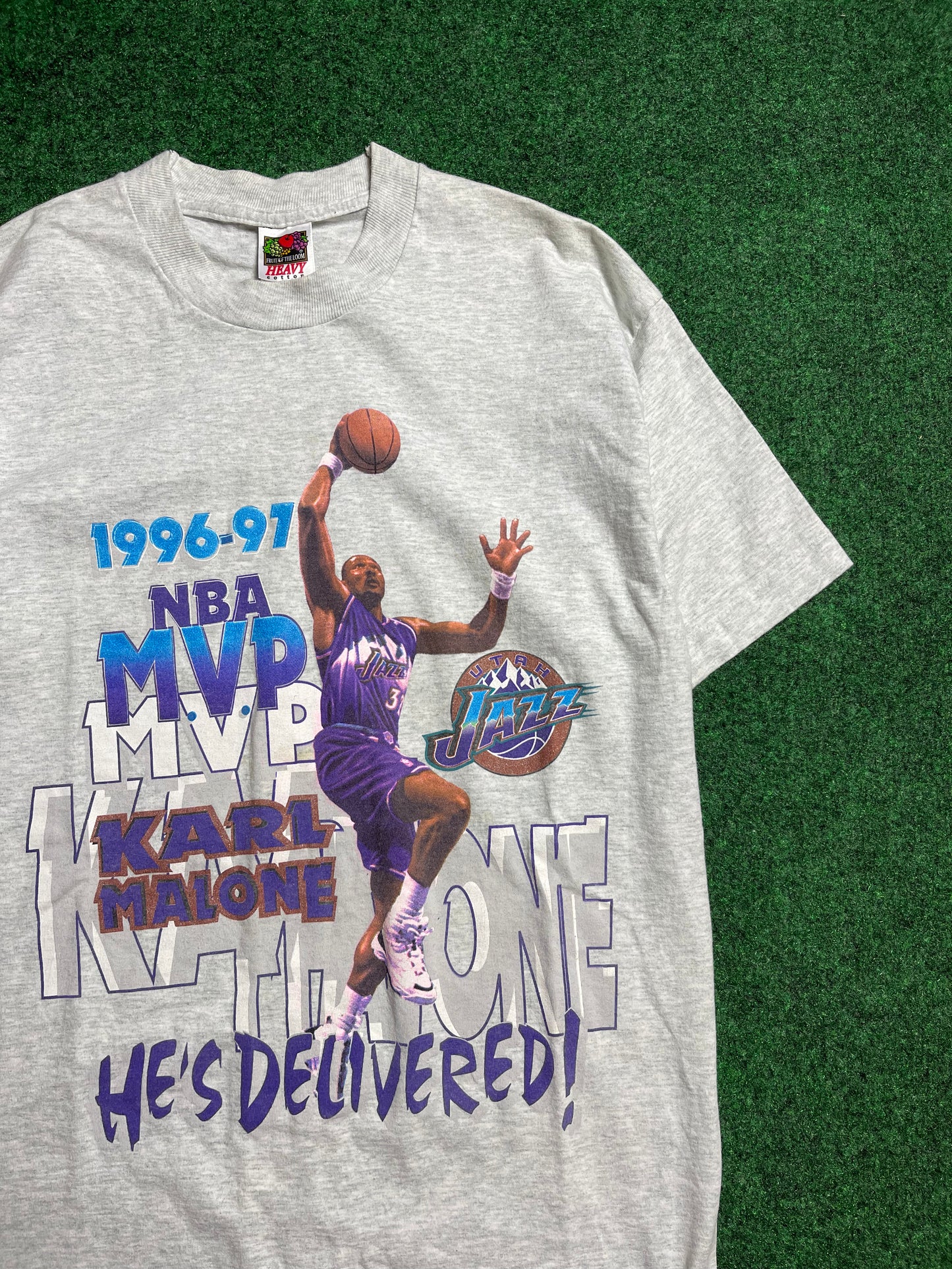 1997 Utah Jazz Karl Malone MVP Vintage NBA Tee (Large)