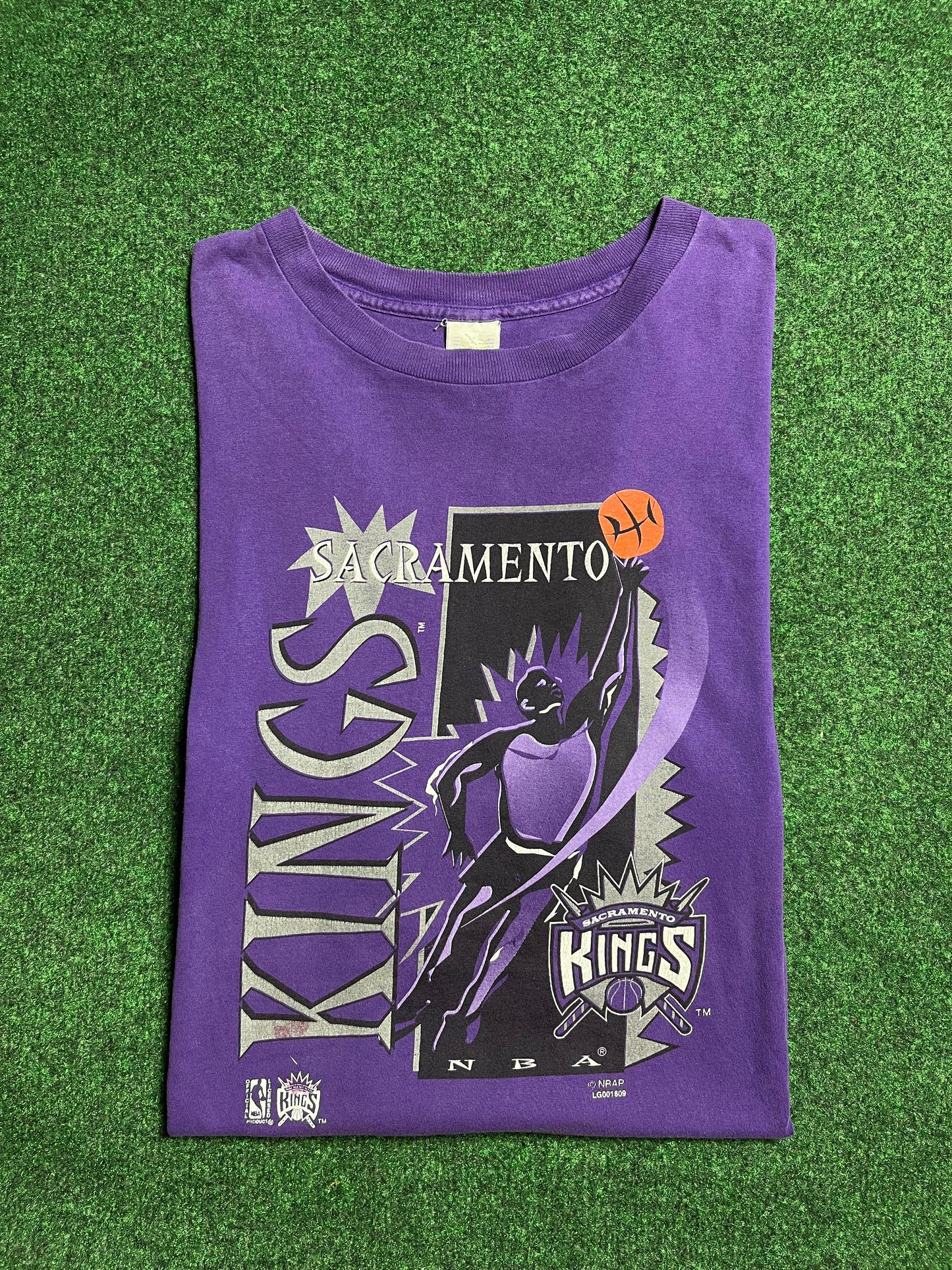 90’s Sacramento Kings Vintage NBA Tee (XXL)